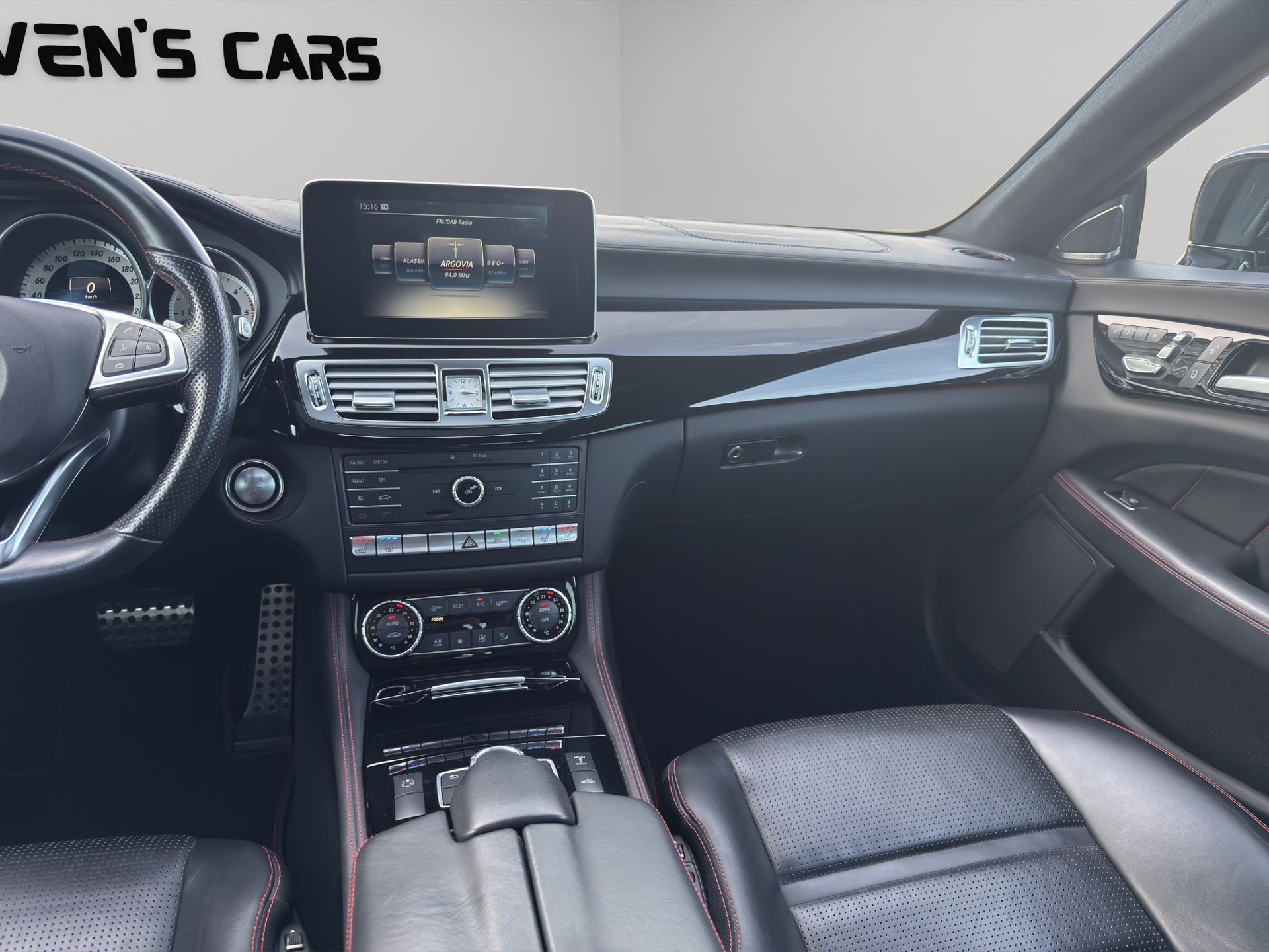 MERCEDES-BENZ CLS 350 d 4Matic 9G-Tronic-image-19