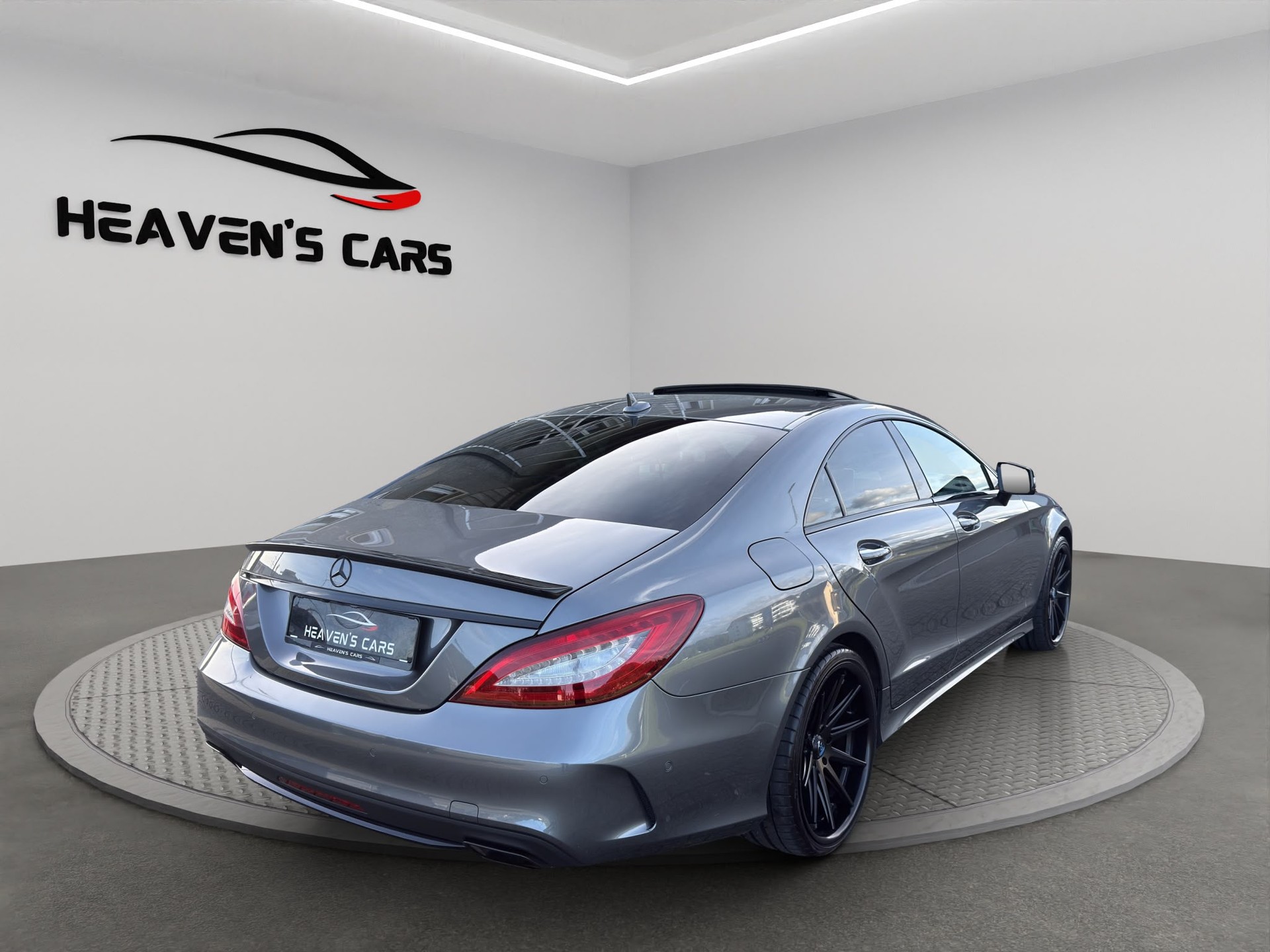 MERCEDES-BENZ CLS 350 d 4Matic 9G-Tronic-image-4
