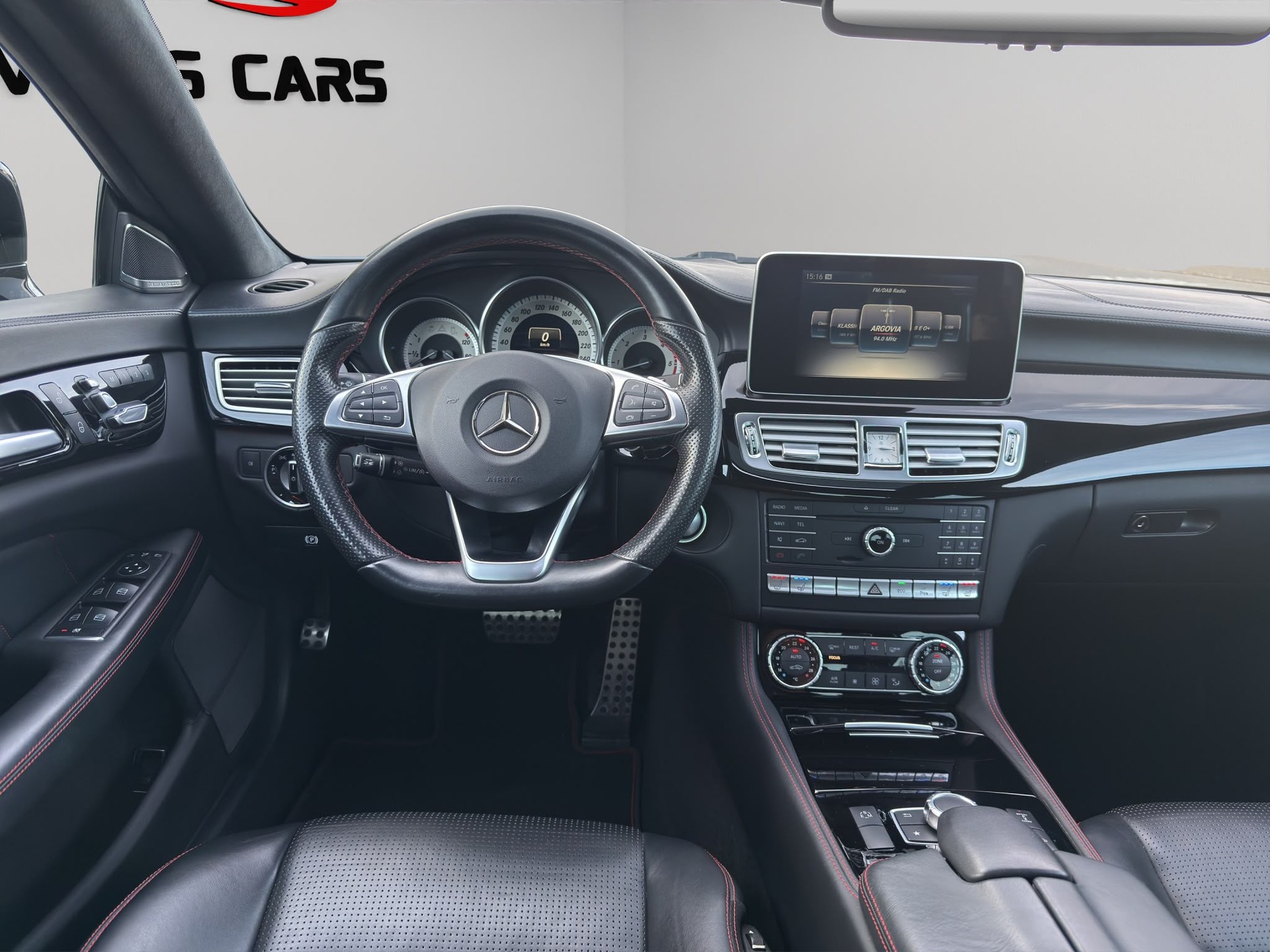 MERCEDES-BENZ CLS 350 d 4Matic 9G-Tronic-image-17
