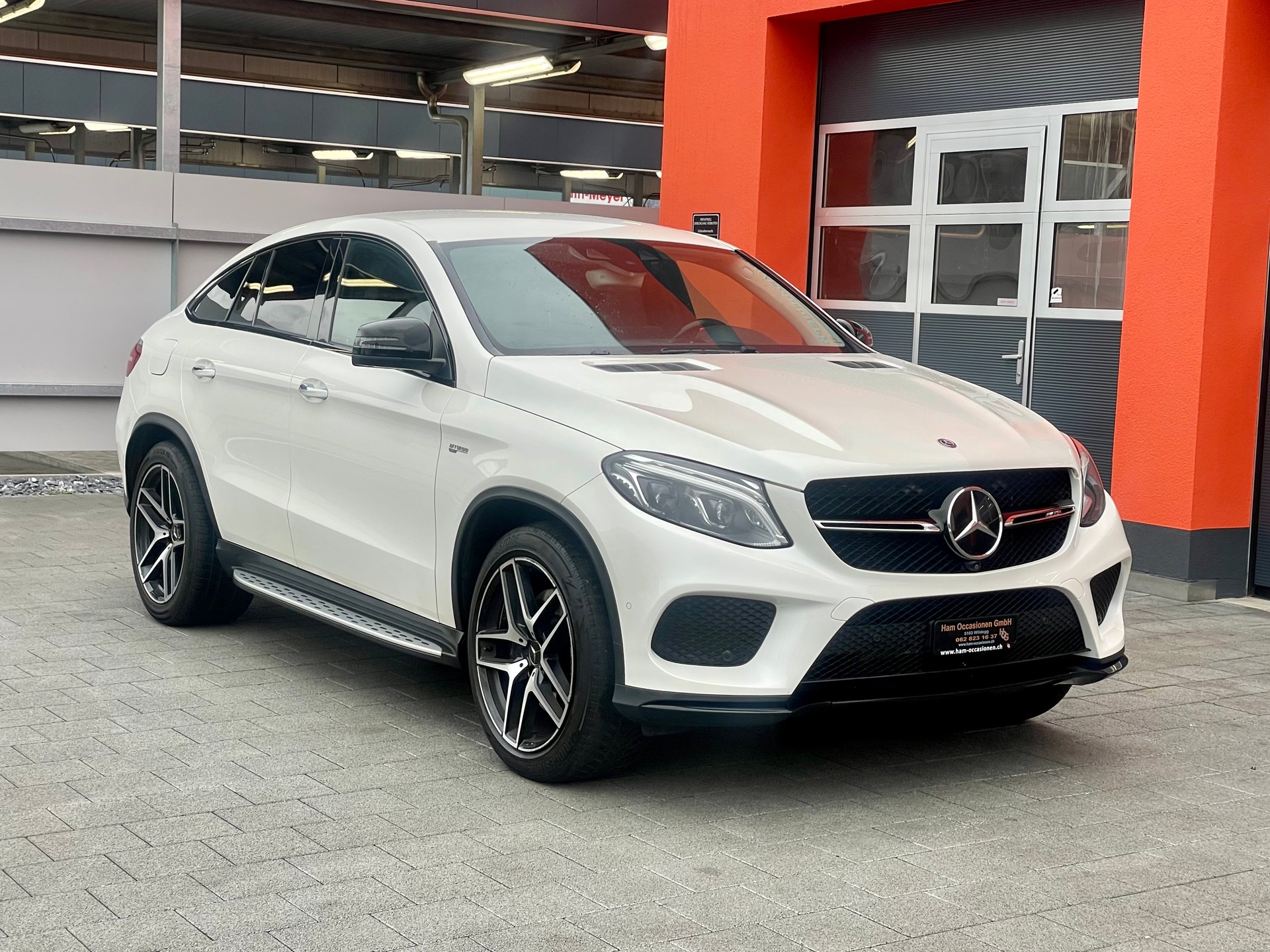 MERCEDES-BENZ GLE Coupé 43 AMG 4Matic 9G-Tronic-image-4