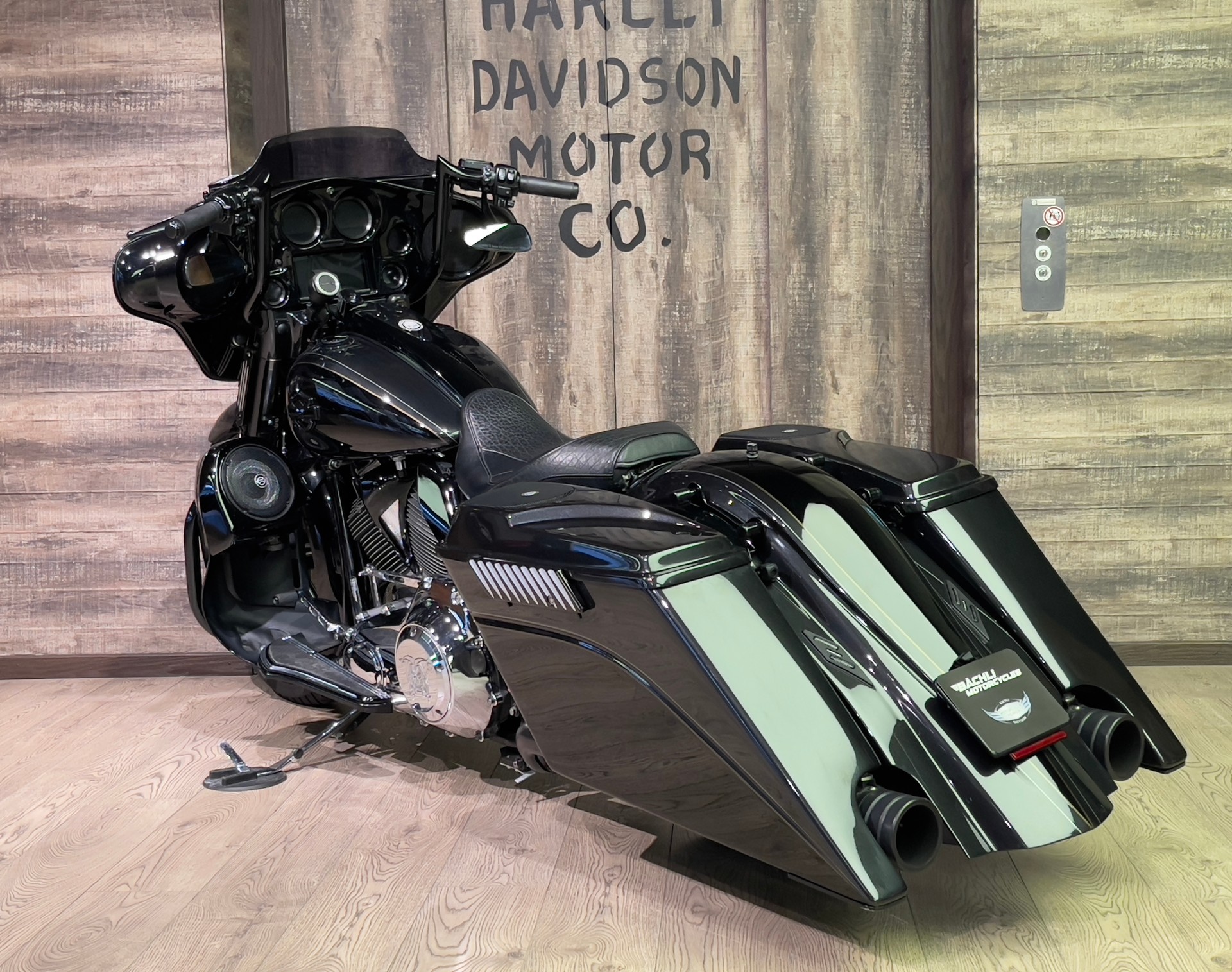 HARLEY-DAVIDSON FLHXSE3 - Street Glide CVO-image-4
