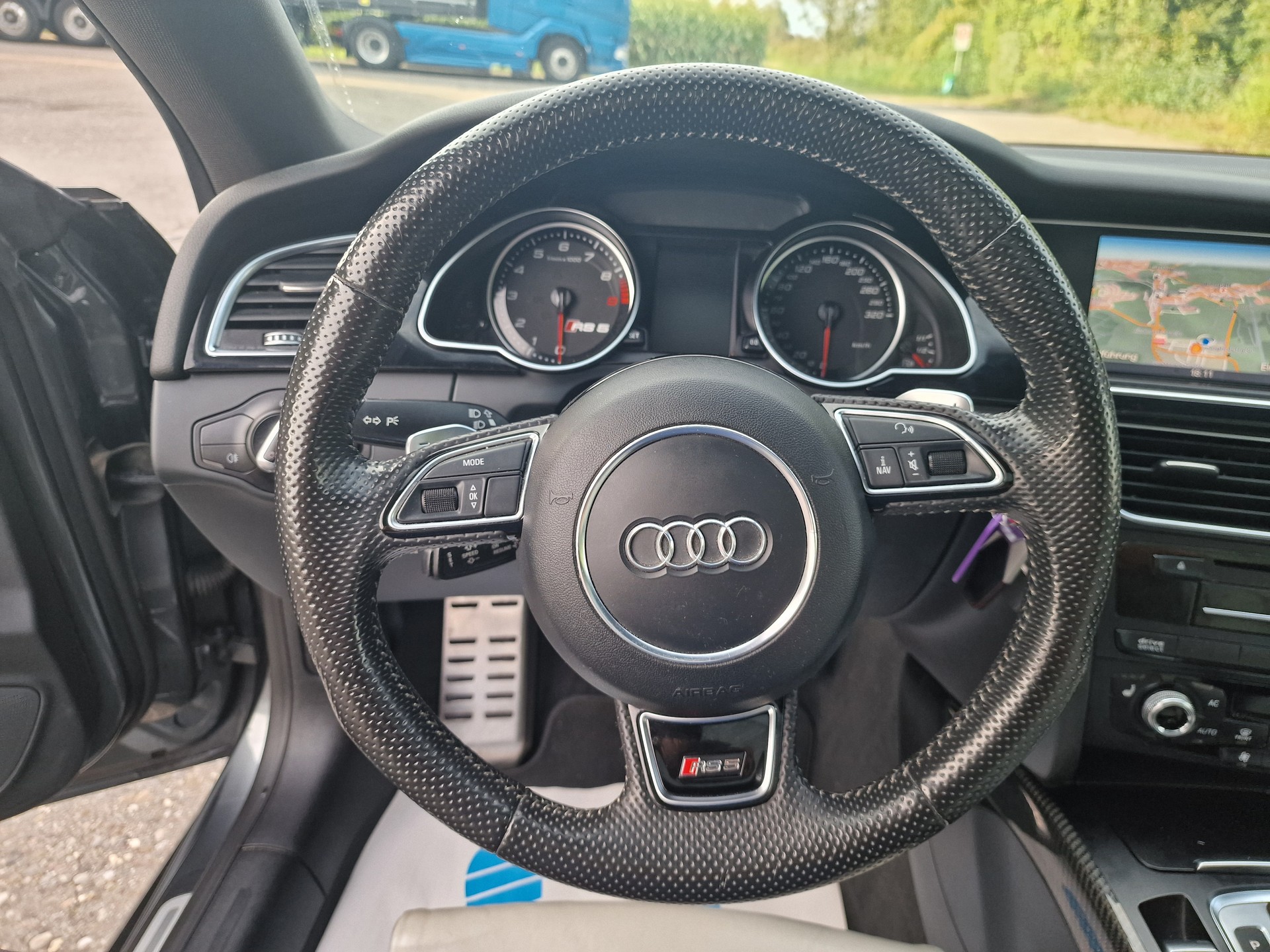 AUDI RS5 Coupé 4.2 FSI quattro S-tronic-image-12
