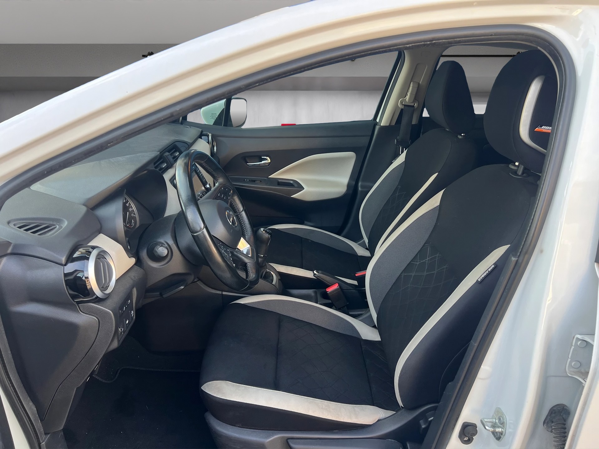 NISSAN Micra 0.9 IG-T acenta-image-3