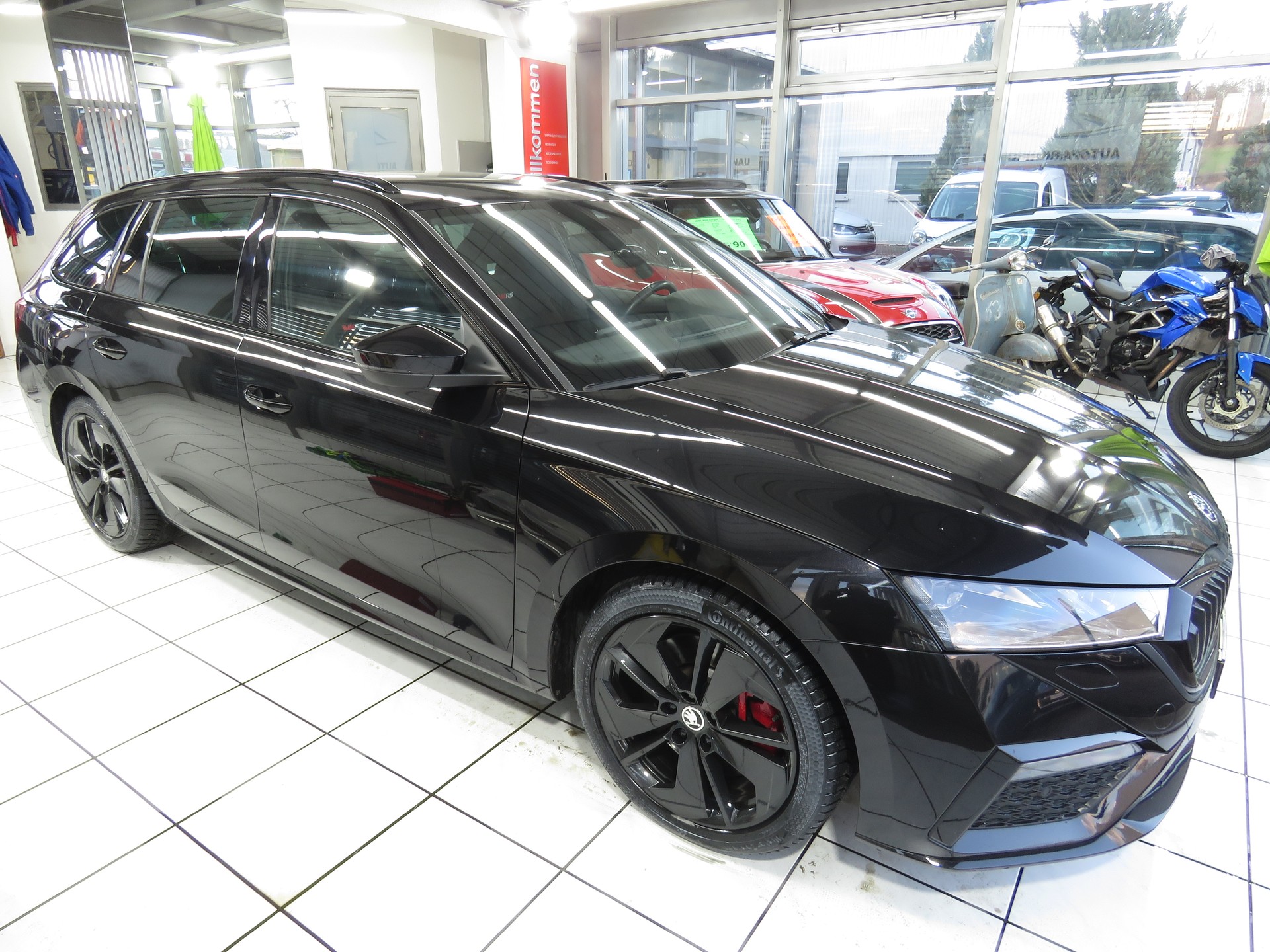 SKODA Octavia Combi 2.0 TSI DSG RS (Automat, Standheizung)-image-2