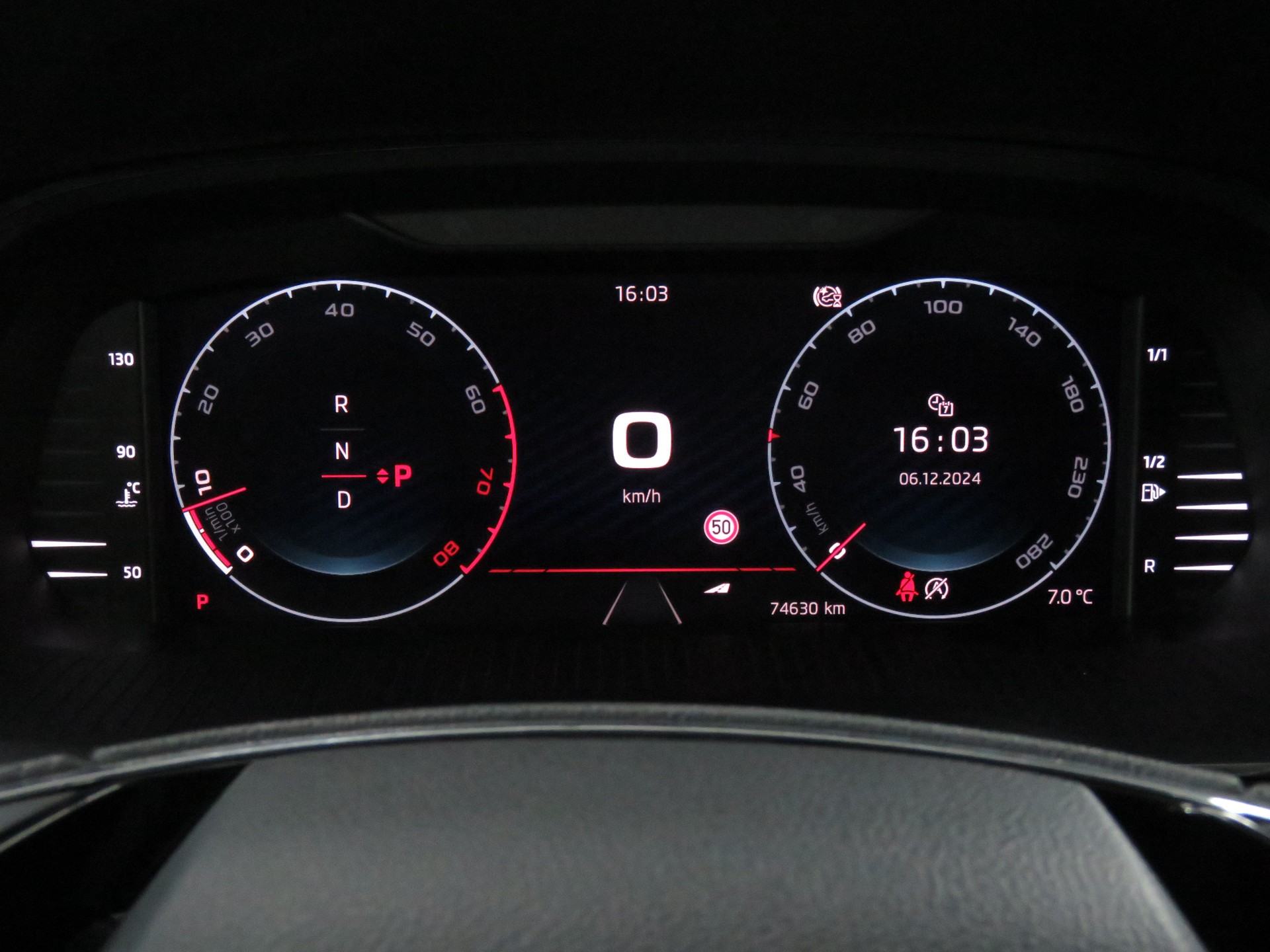 SKODA Octavia Combi 2.0 TSI DSG RS (Automat, Standheizung)-image-25