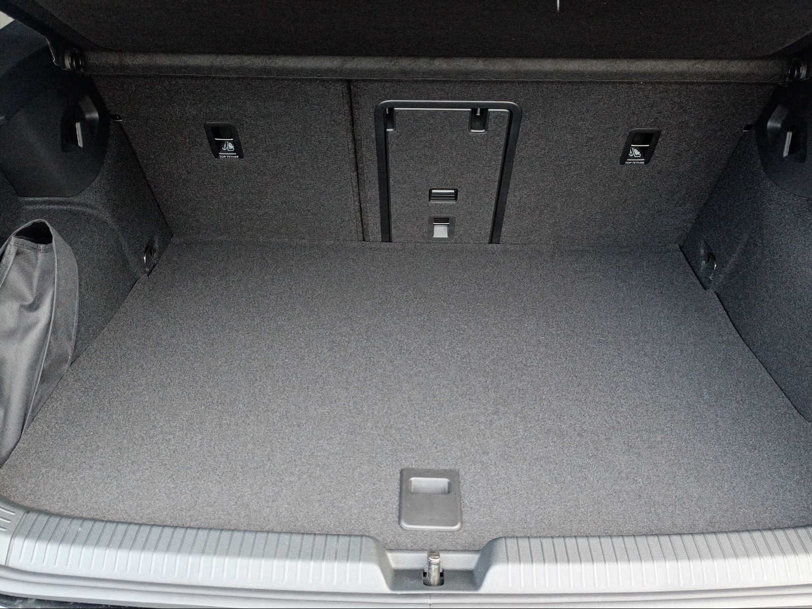 VW Golf 1.5 TSI PHEV Style-image-6