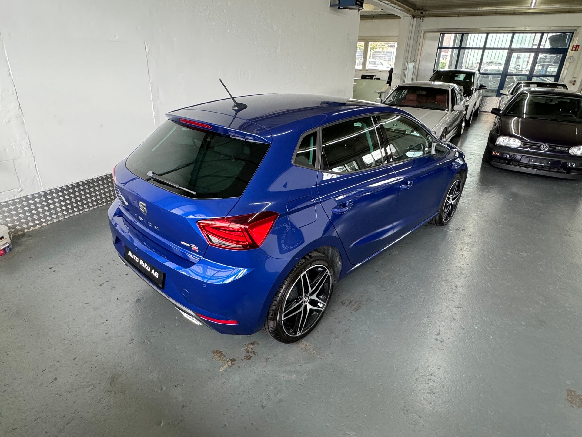 SEAT Ibiza 1.0 TGI CNG Swiss FR Evolution-image-6