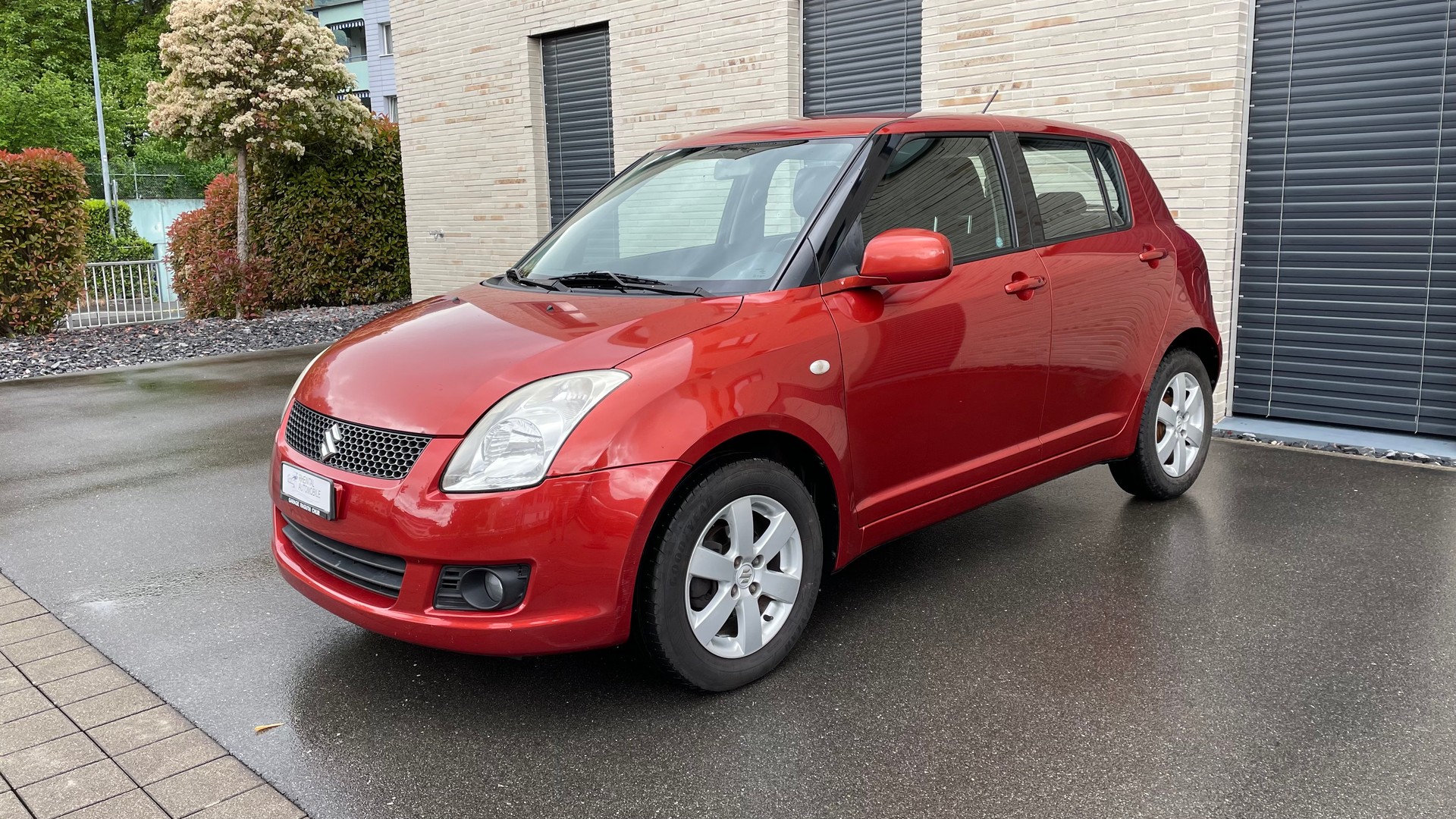 SUZUKI Swift 1.3i 16V GL 4x4-image-5