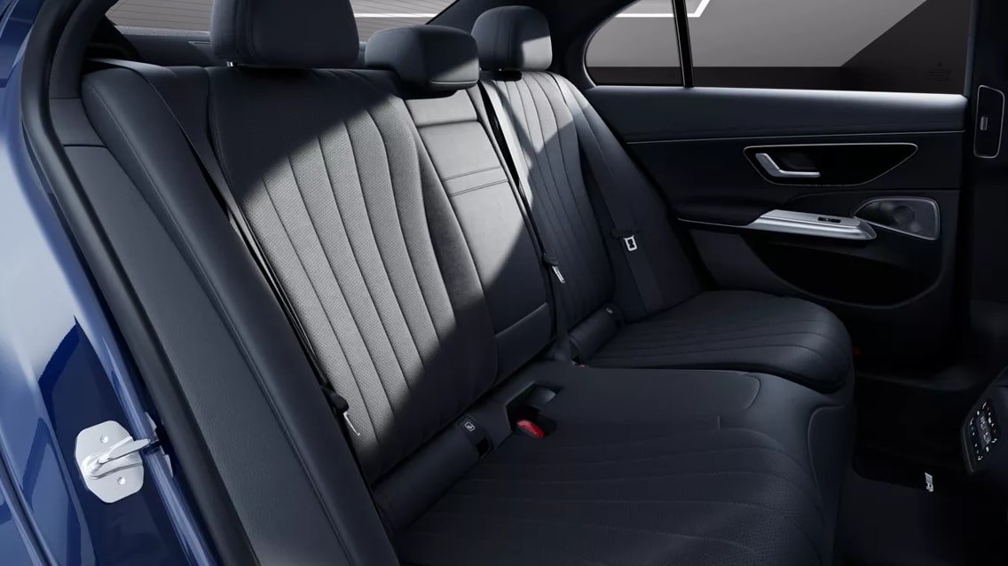 MERCEDES-BENZ E 220 d 4Matic 9G-Tronic-image-6