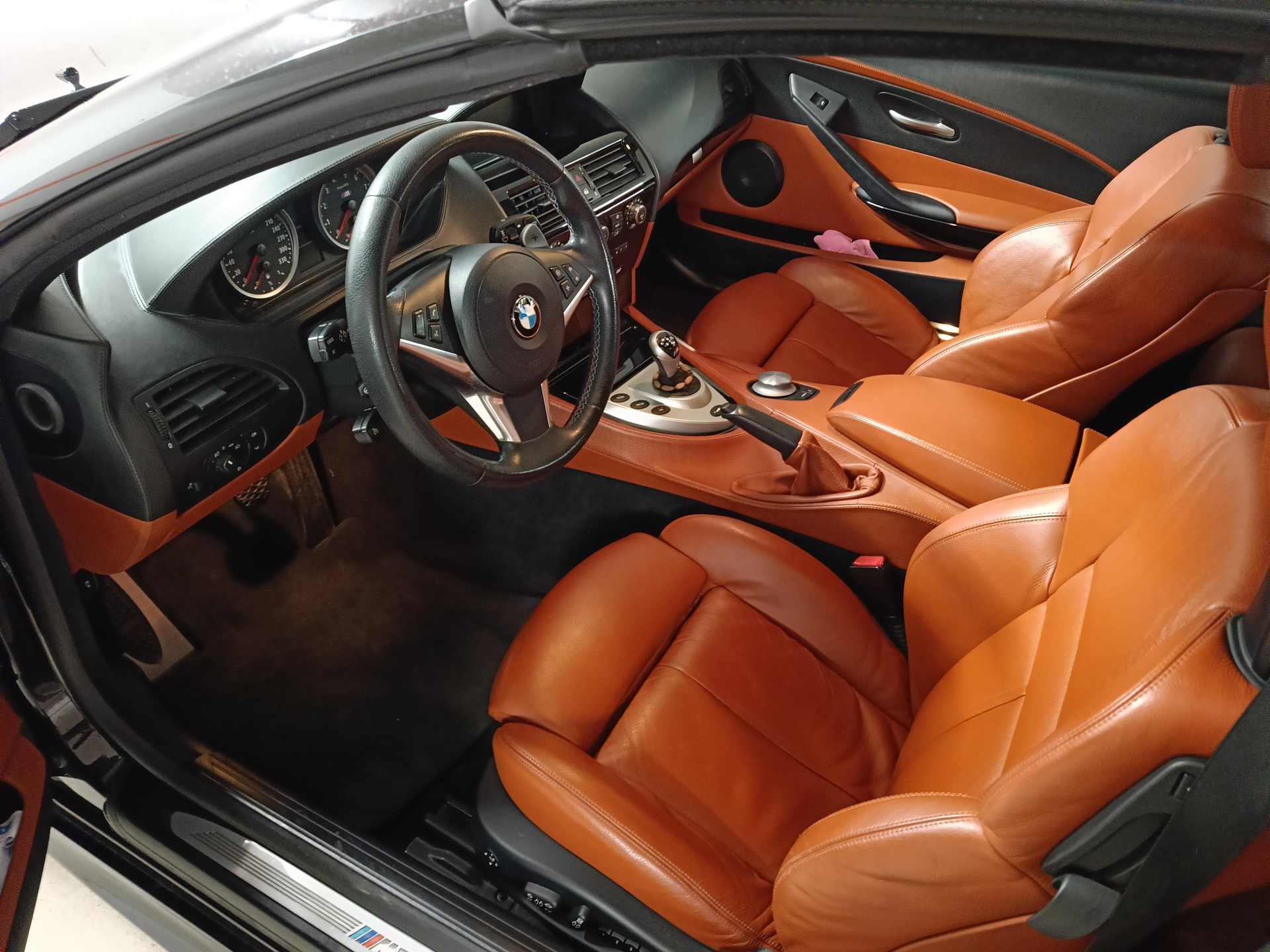 BMW M6-image-4