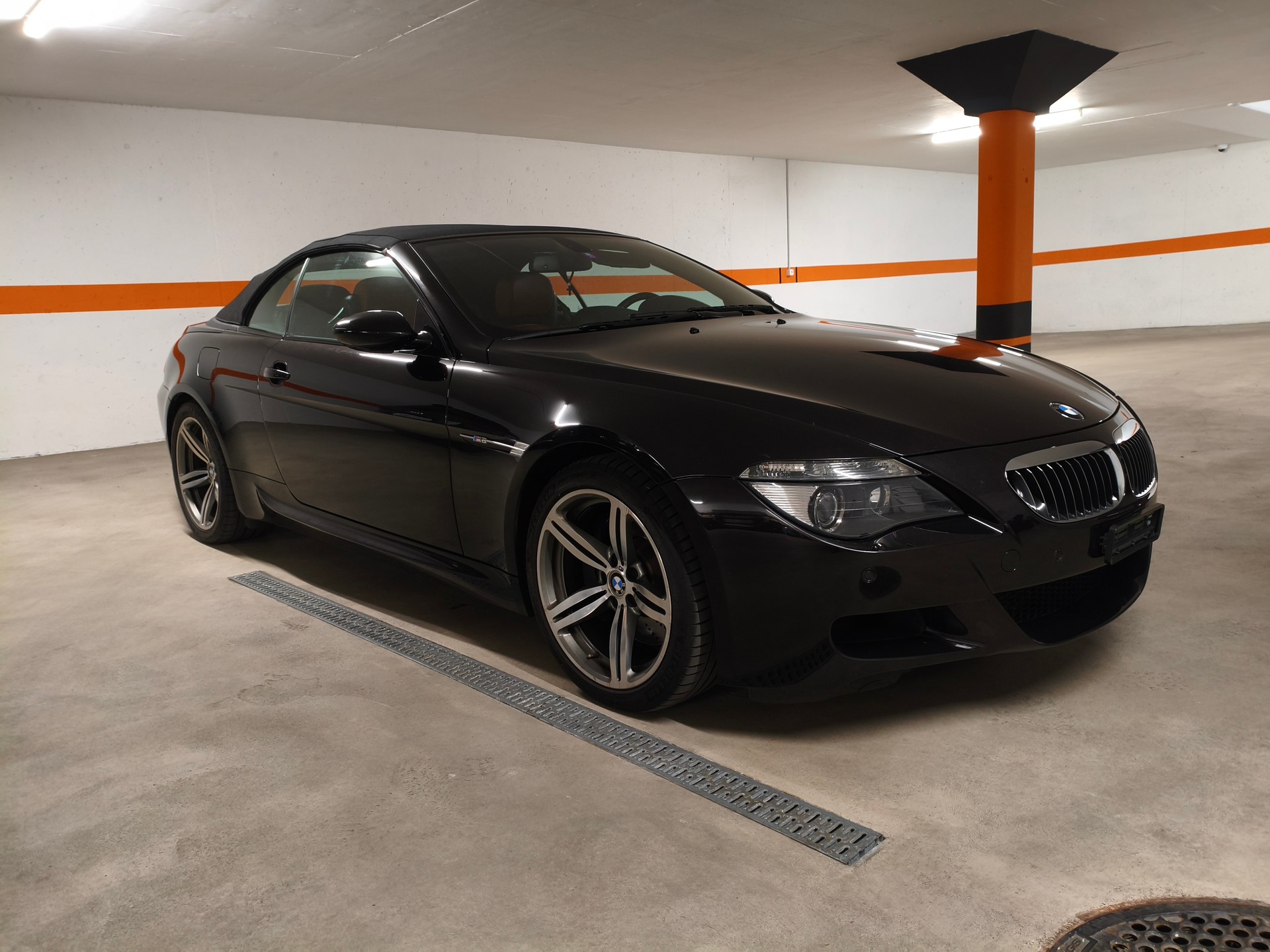 BMW M6-image-6
