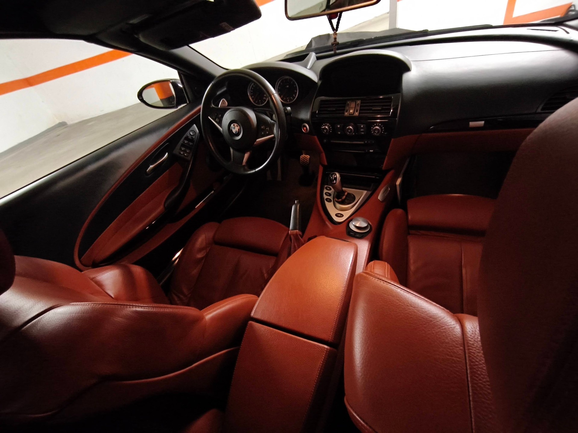 BMW M6-image-5