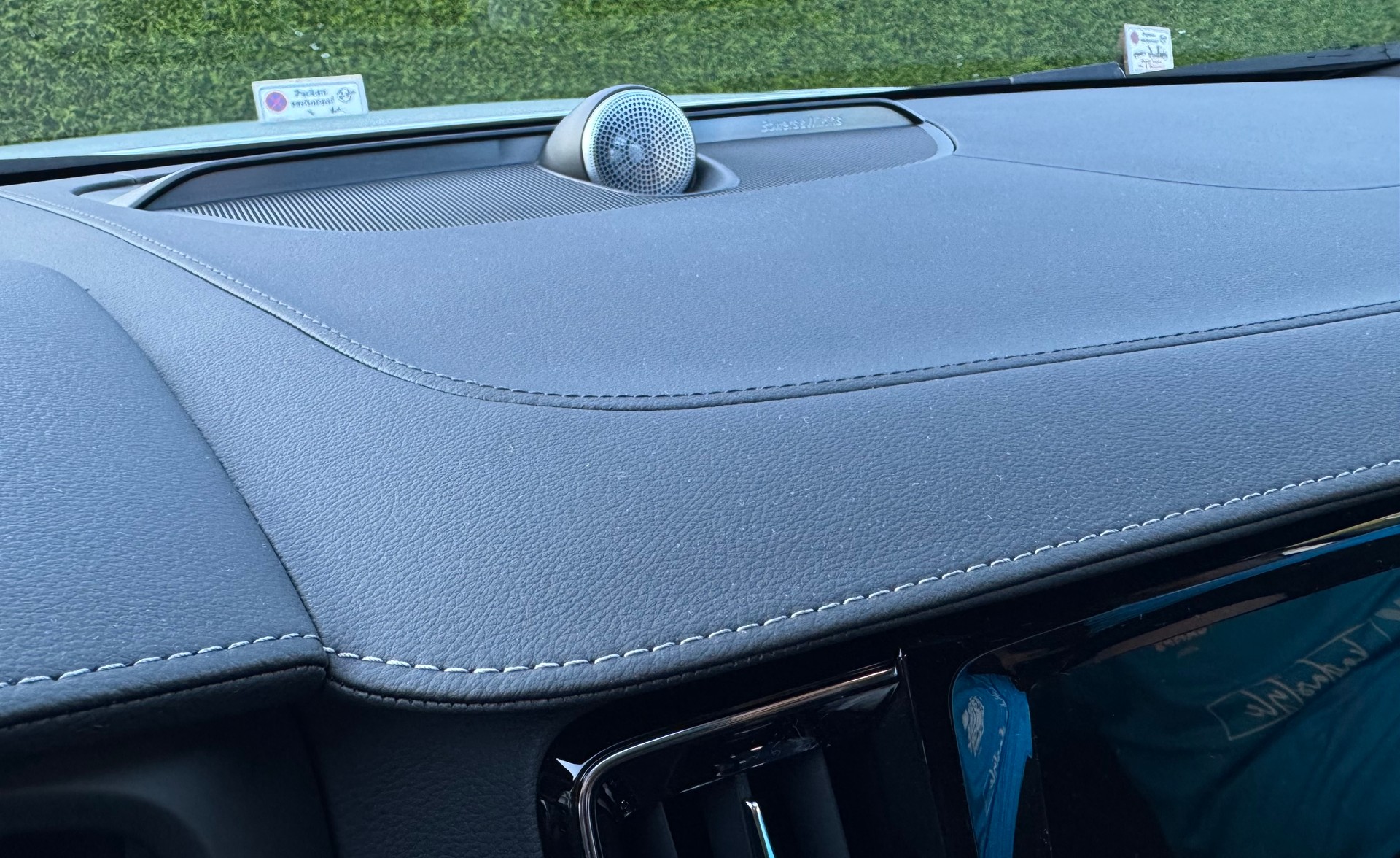VOLVO V90 T8 eAWD Plug in Hybrid Ultimate Dark Geartronic-image-6