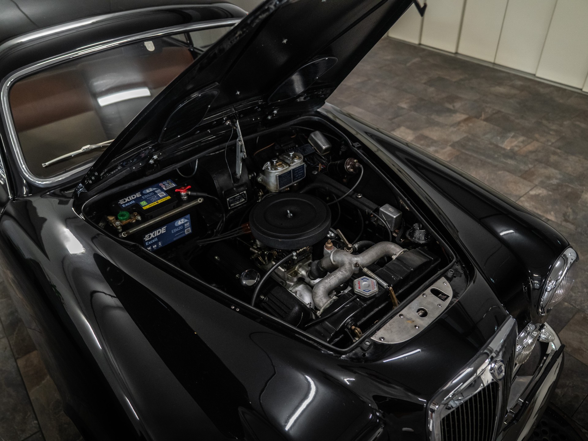 LANCIA B20 GT Linkslenker-image-15