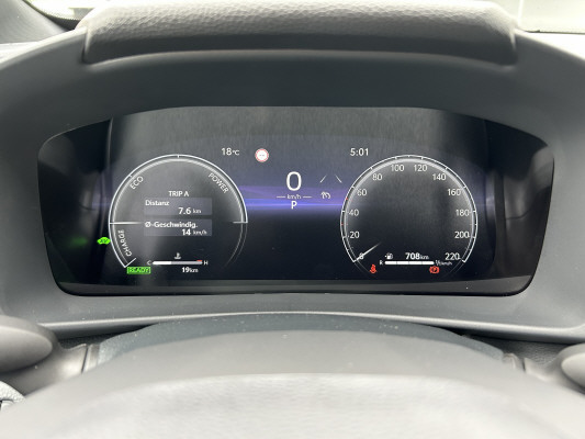TOYOTA C-HR 2.0 HSD CVTTrend 4WD-image-13