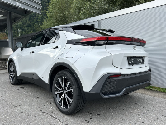 TOYOTA C-HR 2.0 HSD CVTTrend 4WD-image-3