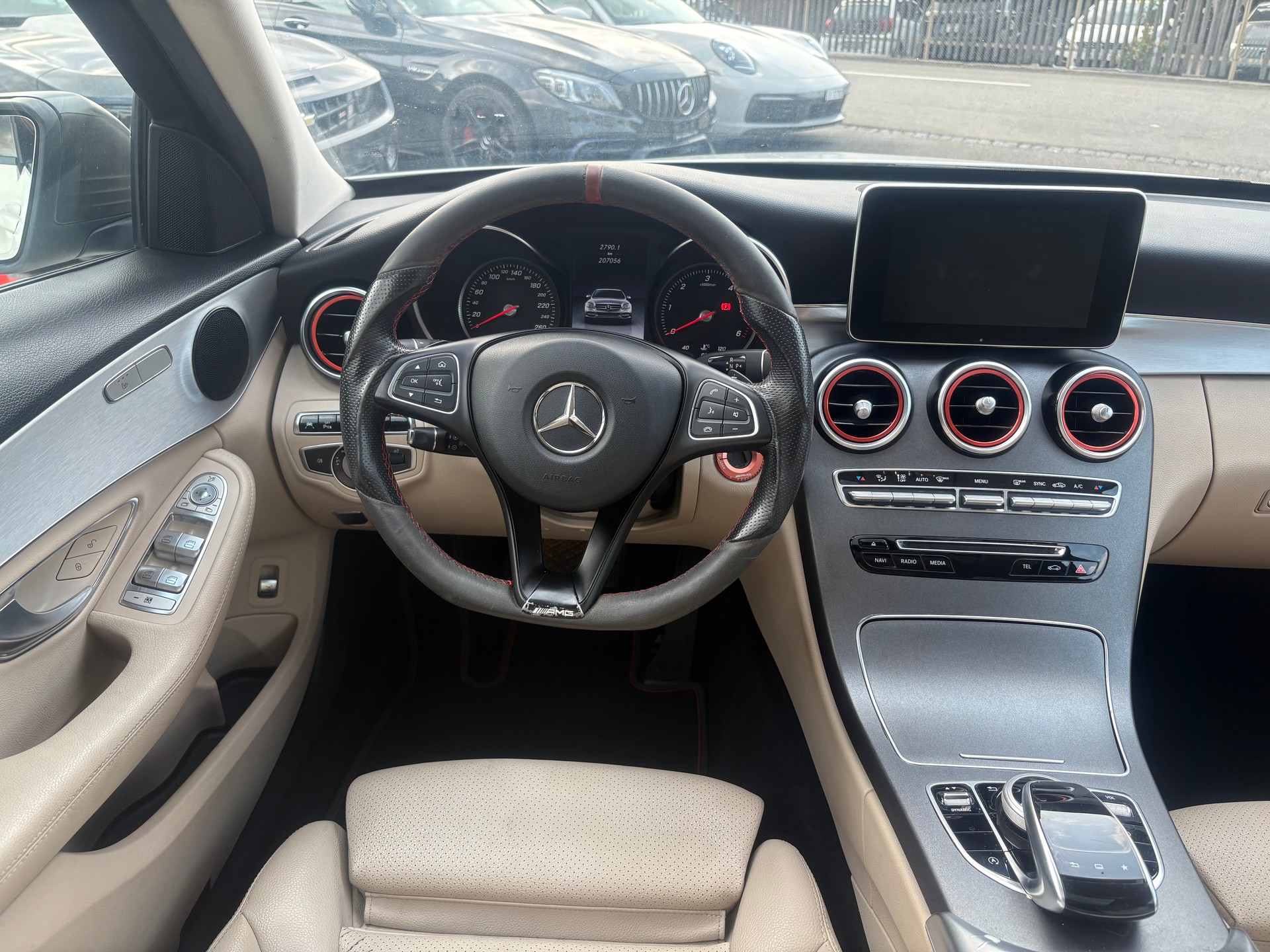 MERCEDES-BENZ C 220 d Avantgarde 4Matic 7G-Tronic-image-5