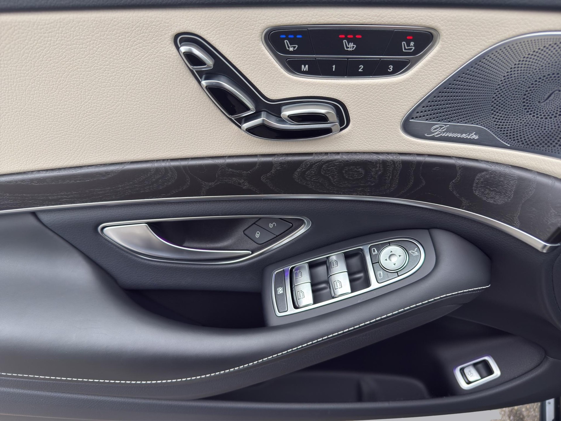 MERCEDES-BENZ S 400 d AMG Line 4matic-image-11