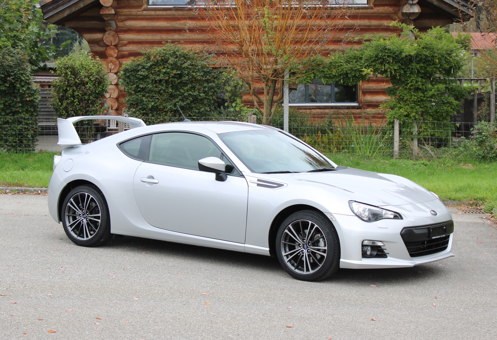 SUBARU BRZ 2.0R-image-0