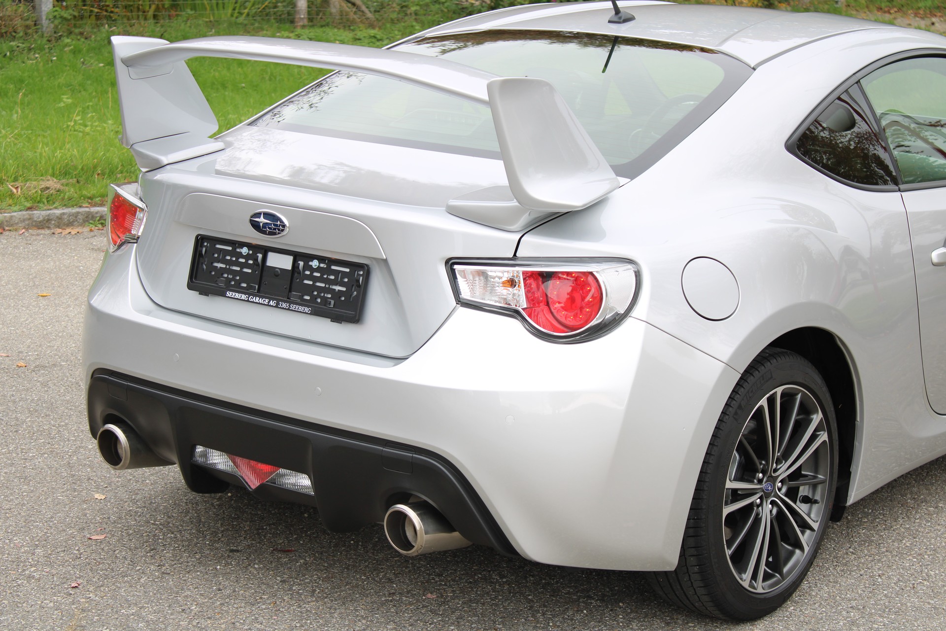 SUBARU BRZ 2.0R-image-6