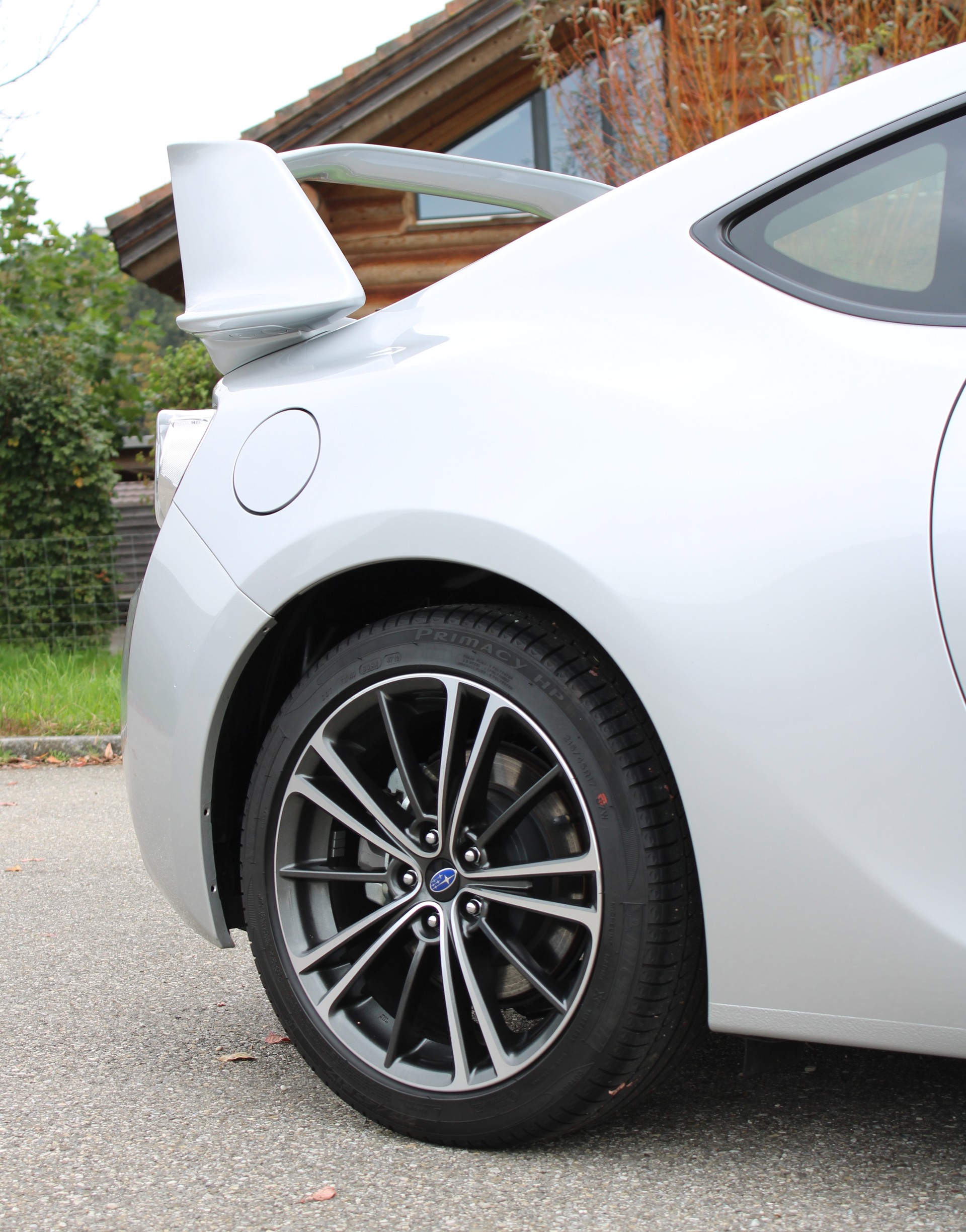 SUBARU BRZ 2.0R-image-9