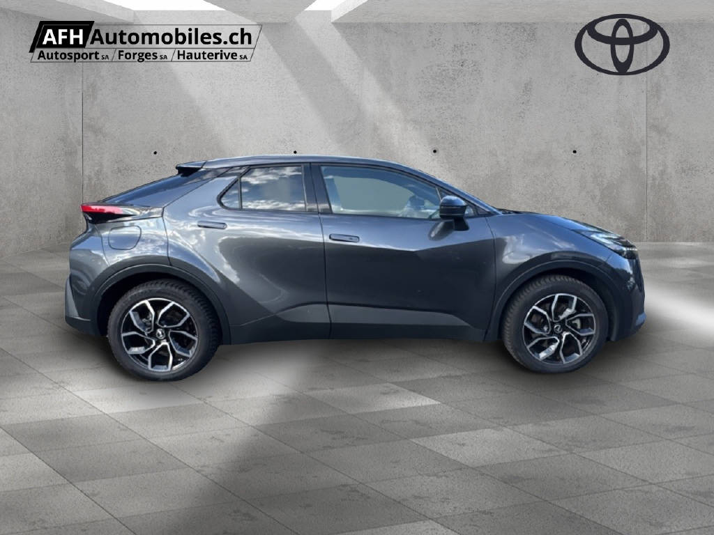 TOYOTA C-HR 2.0 PHEV Trend-image-5