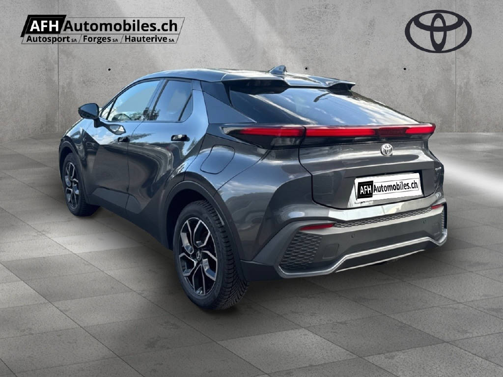 TOYOTA C-HR 2.0 PHEV Trend-image-4