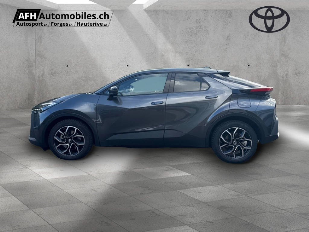 TOYOTA C-HR 2.0 PHEV Trend-image-1