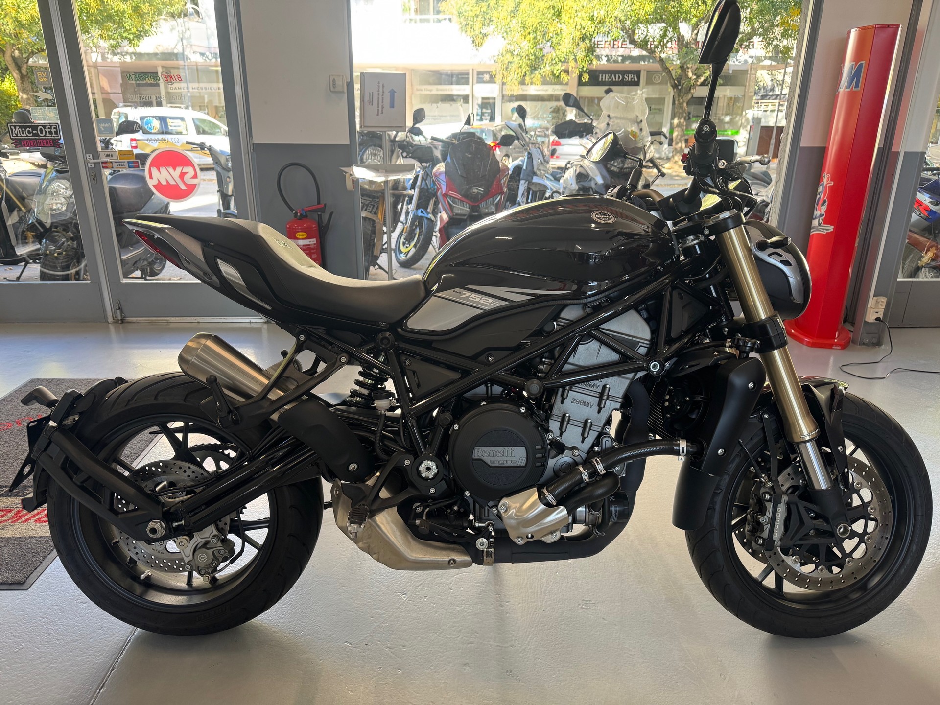 BENELLI 752 S