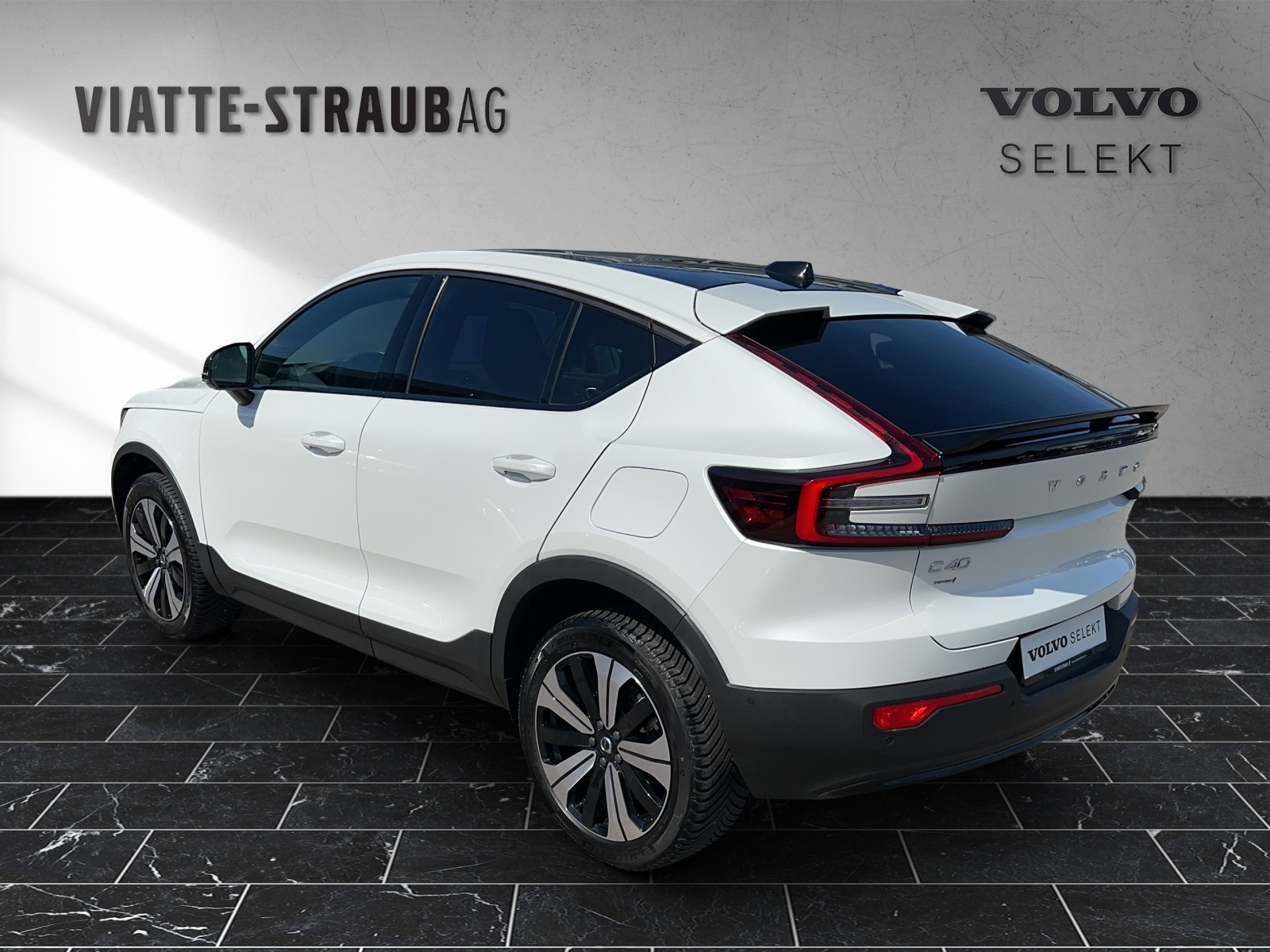 VOLVO C40 P8 Twin Recharge Ultimate AWD-image-2