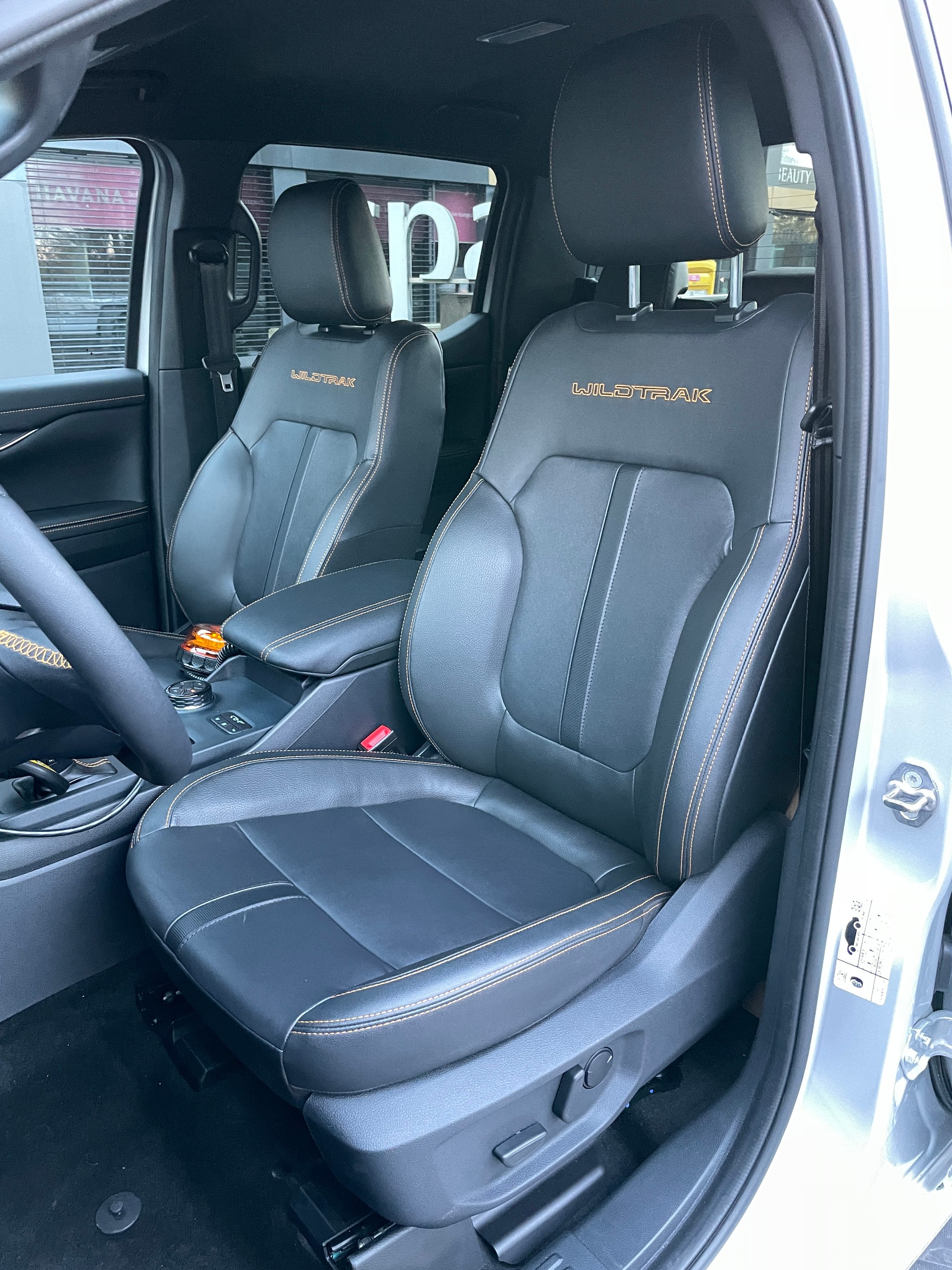 FORD Ranger Wildtrak 2.0 Eco Blue e-4WD Automat mit Schneepflug-image-13