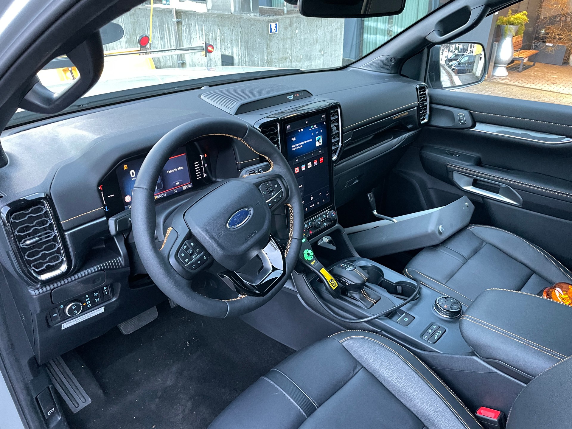 FORD Ranger Wildtrak 2.0 Eco Blue e-4WD Automat mit Schneepflug-image-10