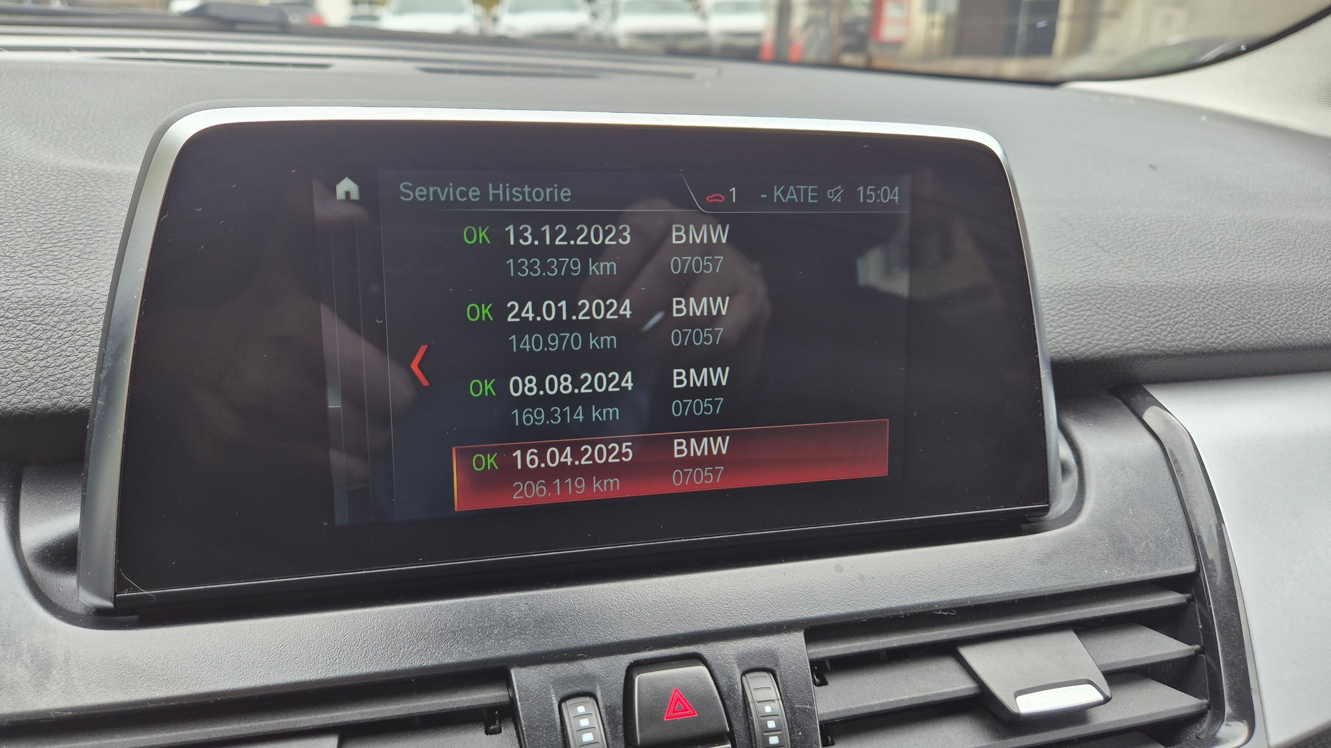 BMW 225xe iPerformance Active Tourer Steptronic-image-10