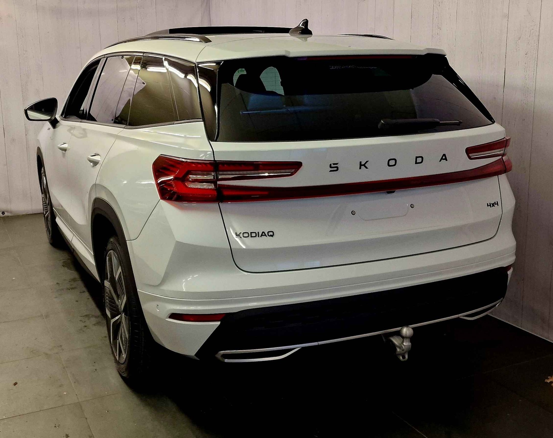 SKODA Kodiaq 2.0 TSI Sportline 4x4-image-21
