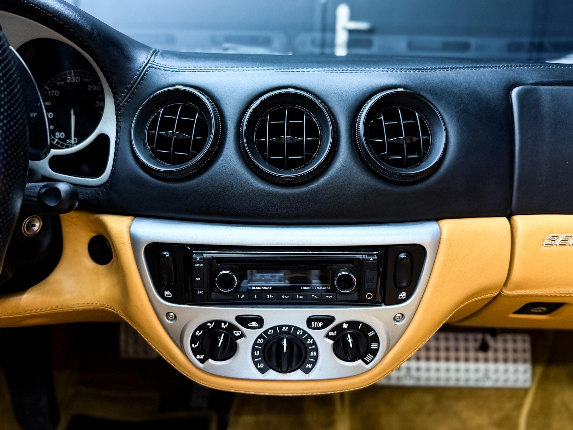 FERRARI F360 Spider-image-11
