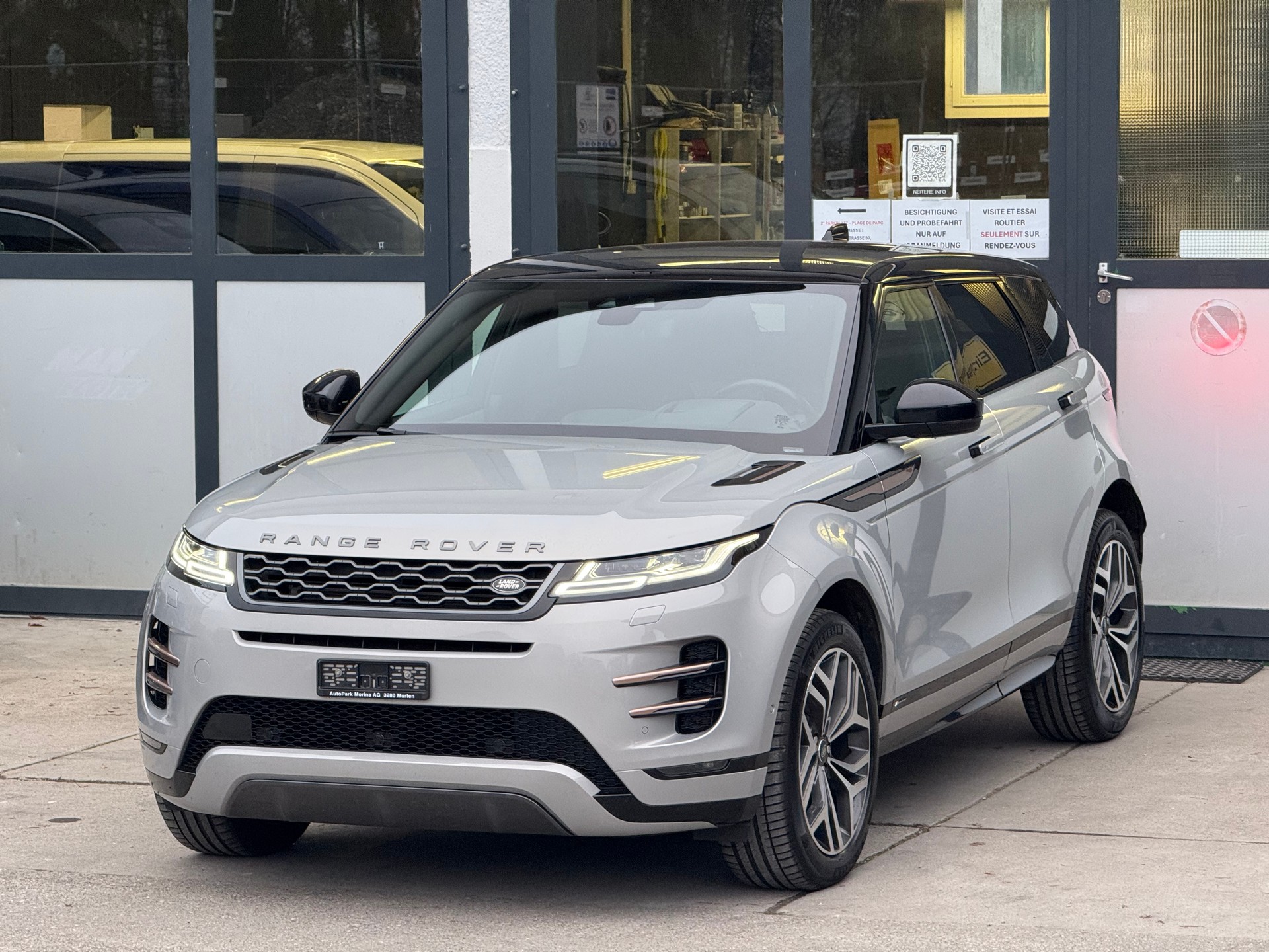 LAND ROVER Range Rover Evoque R-Dyn First Edi P 250 HSE AT9-image-1