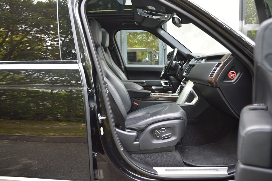 LAND ROVER Range Rover 4.4 SDV8 Vogue Automatic I Anhängerkupplung-image-15
