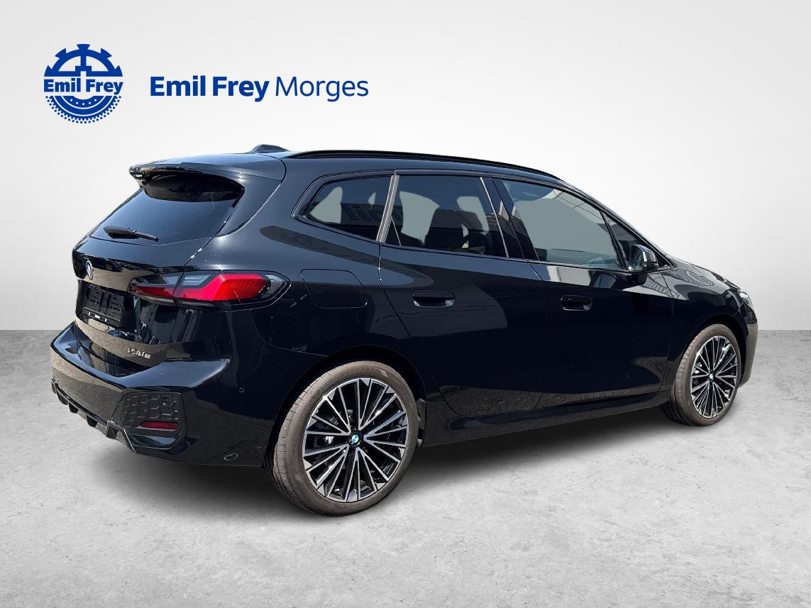 BMW 230e xDrive Active Tourer-image-4