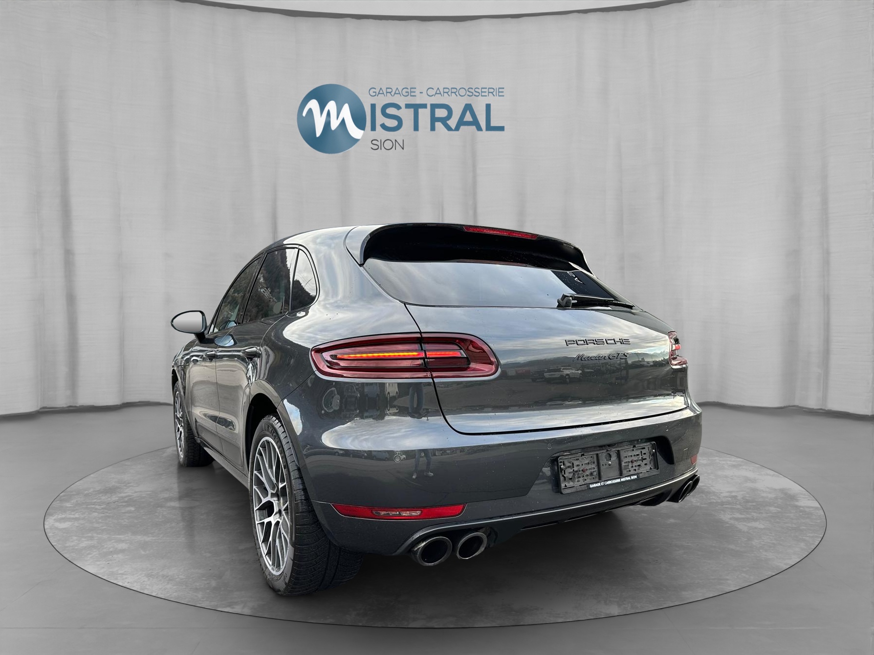 PORSCHE Macan GTS PDK-image-2