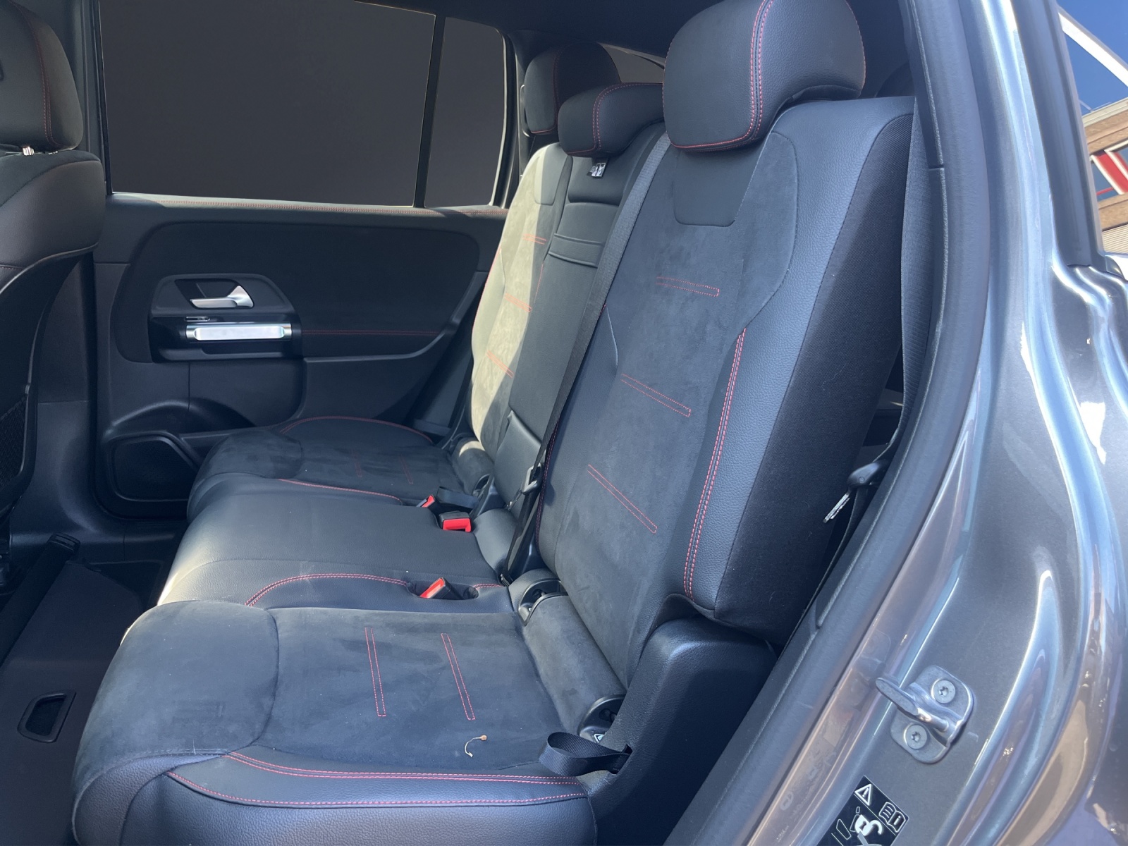 Image MERCEDES-BENZ EQB-350 EQB 350 4M Swiss Star