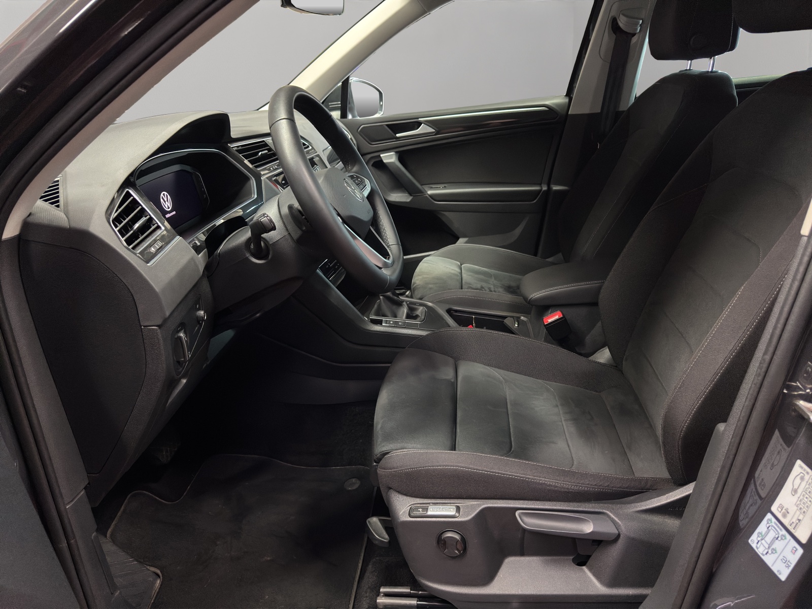 VW Tiguan 1.4TSI PHEV Elegance DSG-image-3