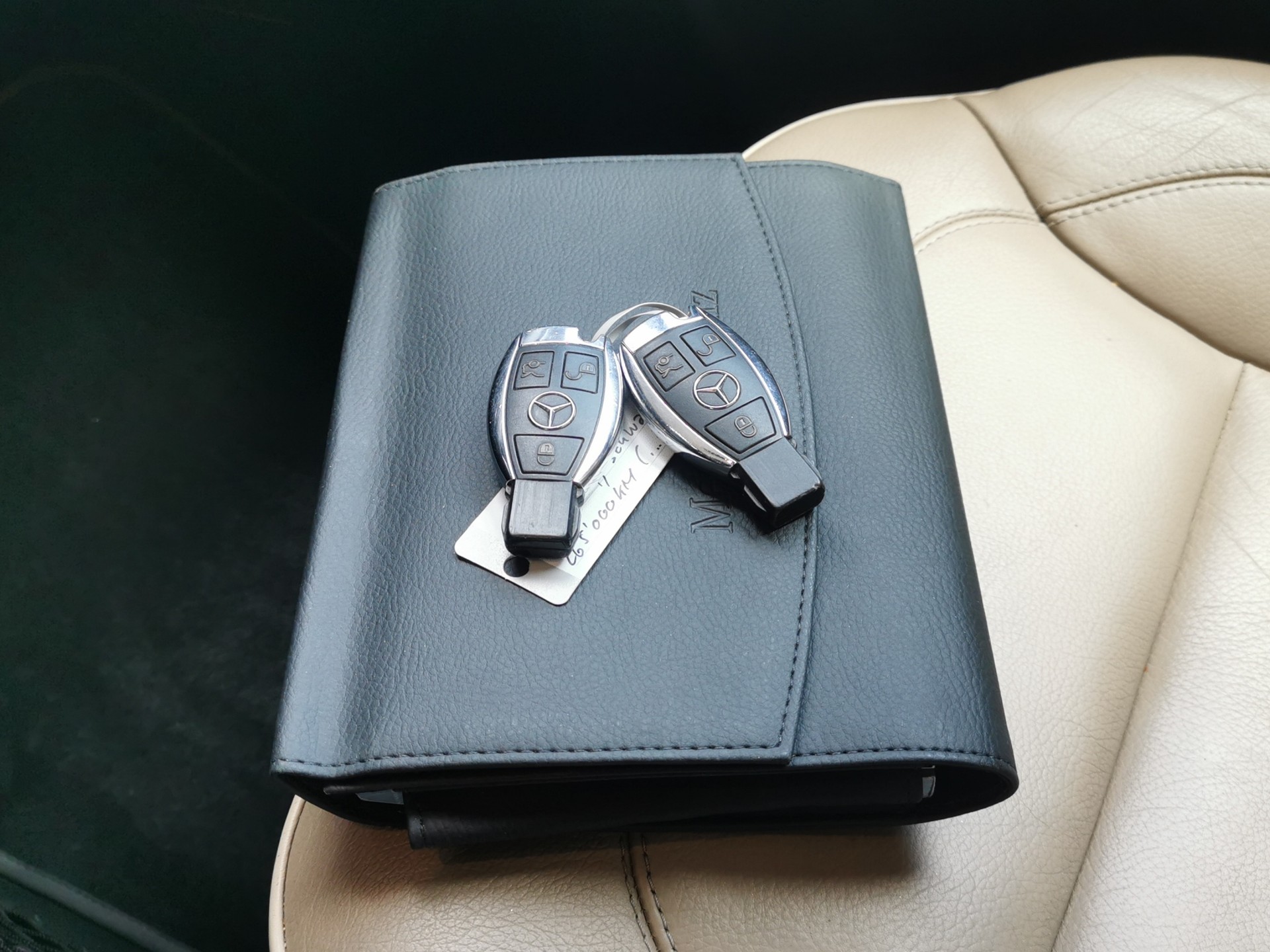 MERCEDES-BENZ ML 350 BlueTEC Executive 4Matic 7G-Tronic-image-21