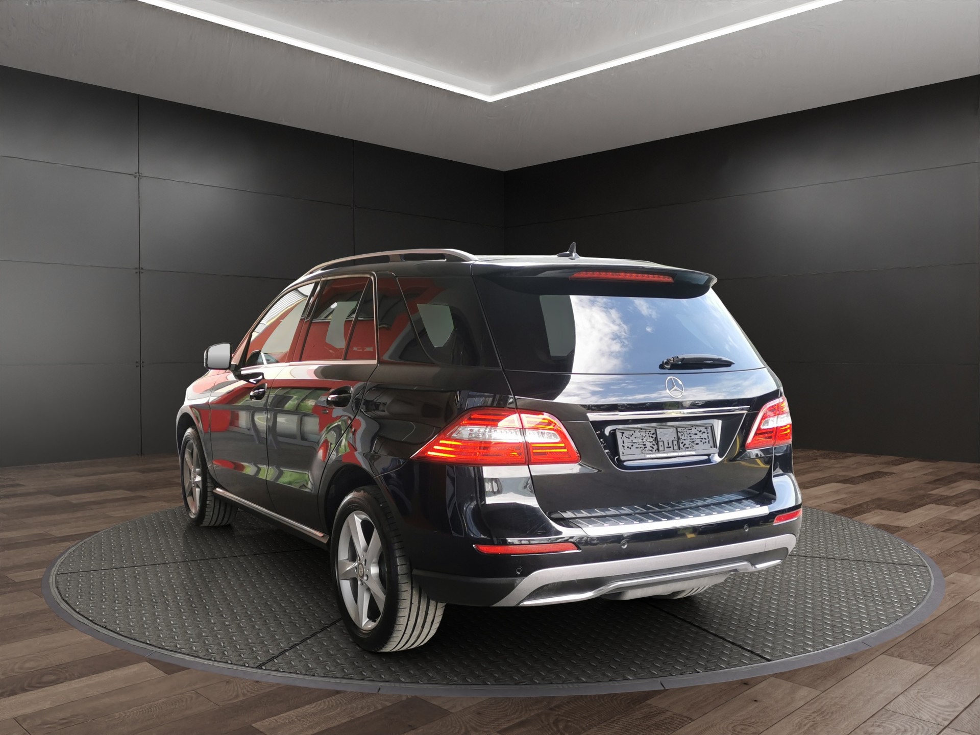 MERCEDES-BENZ ML 350 BlueTEC Executive 4Matic 7G-Tronic-image-6