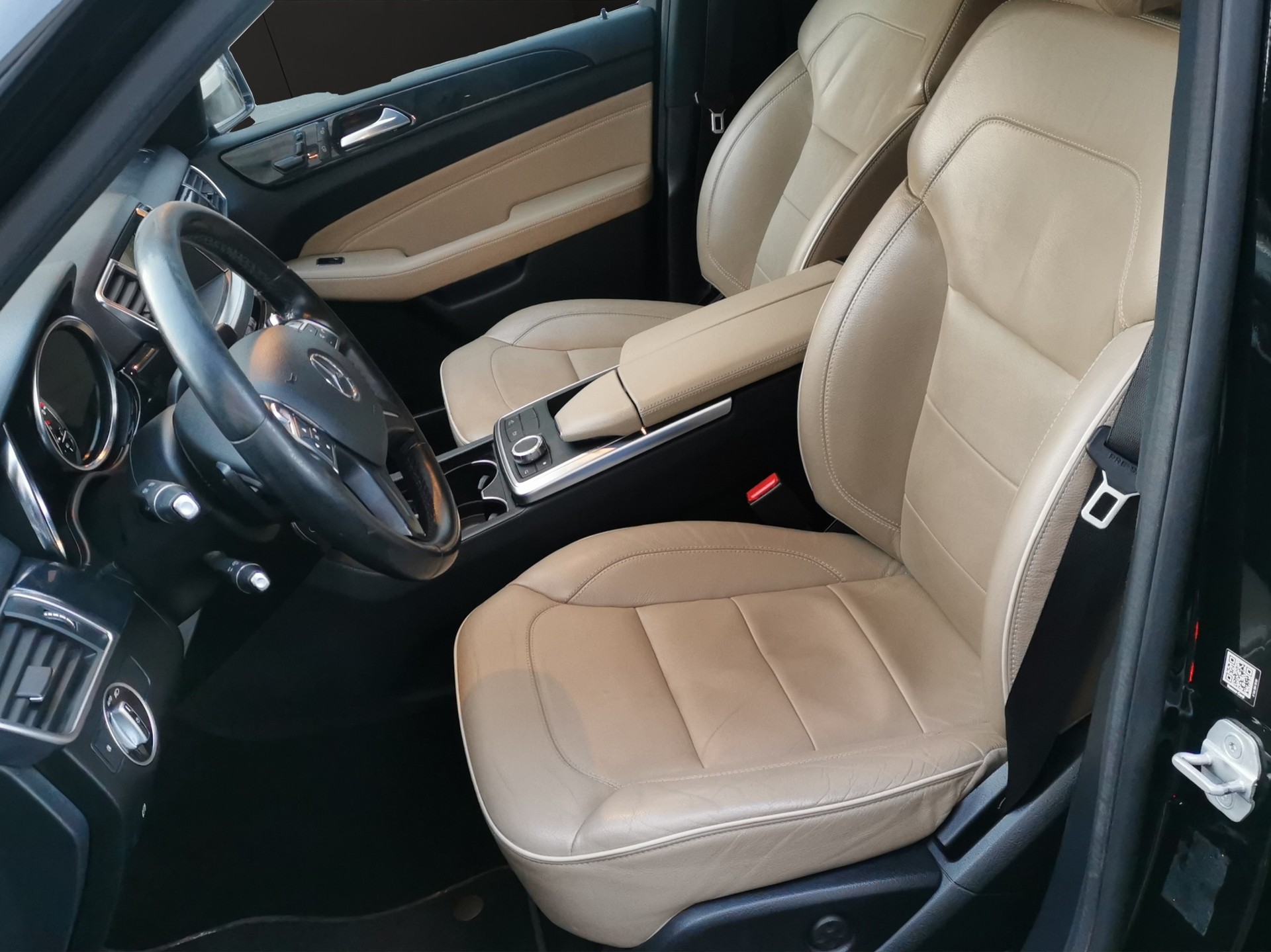 MERCEDES-BENZ ML 350 BlueTEC Executive 4Matic 7G-Tronic-image-12