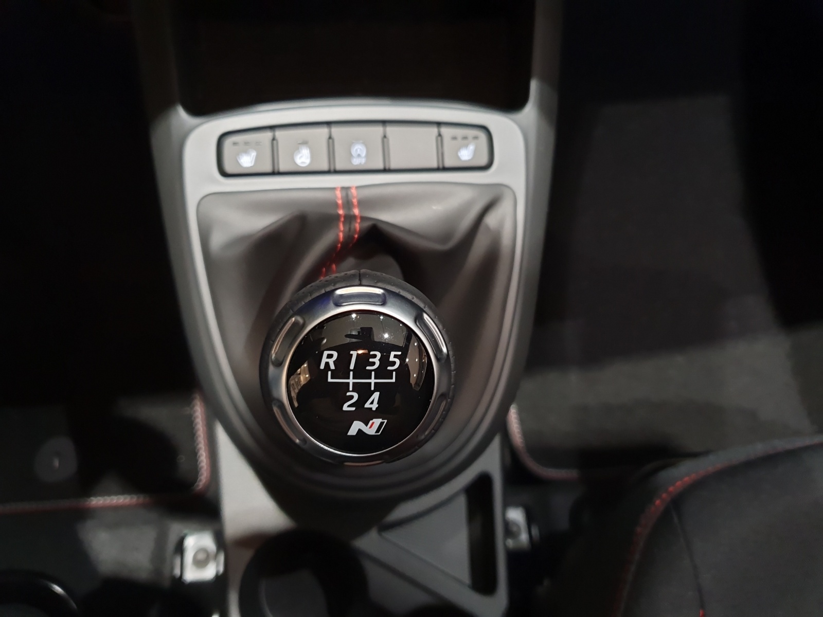 HYUNDAI i10 1.0 T-GDi N-Line-image-11