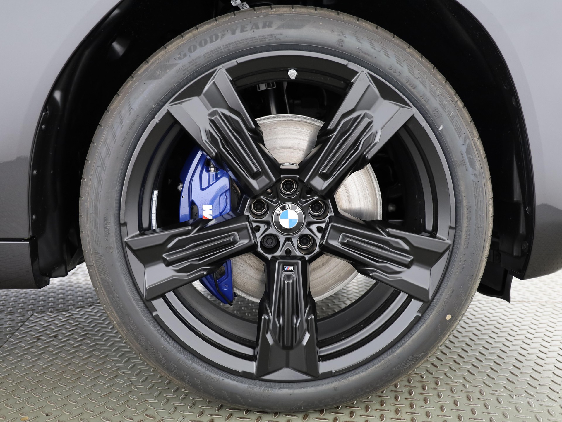 BMW X3 M50i-image-6