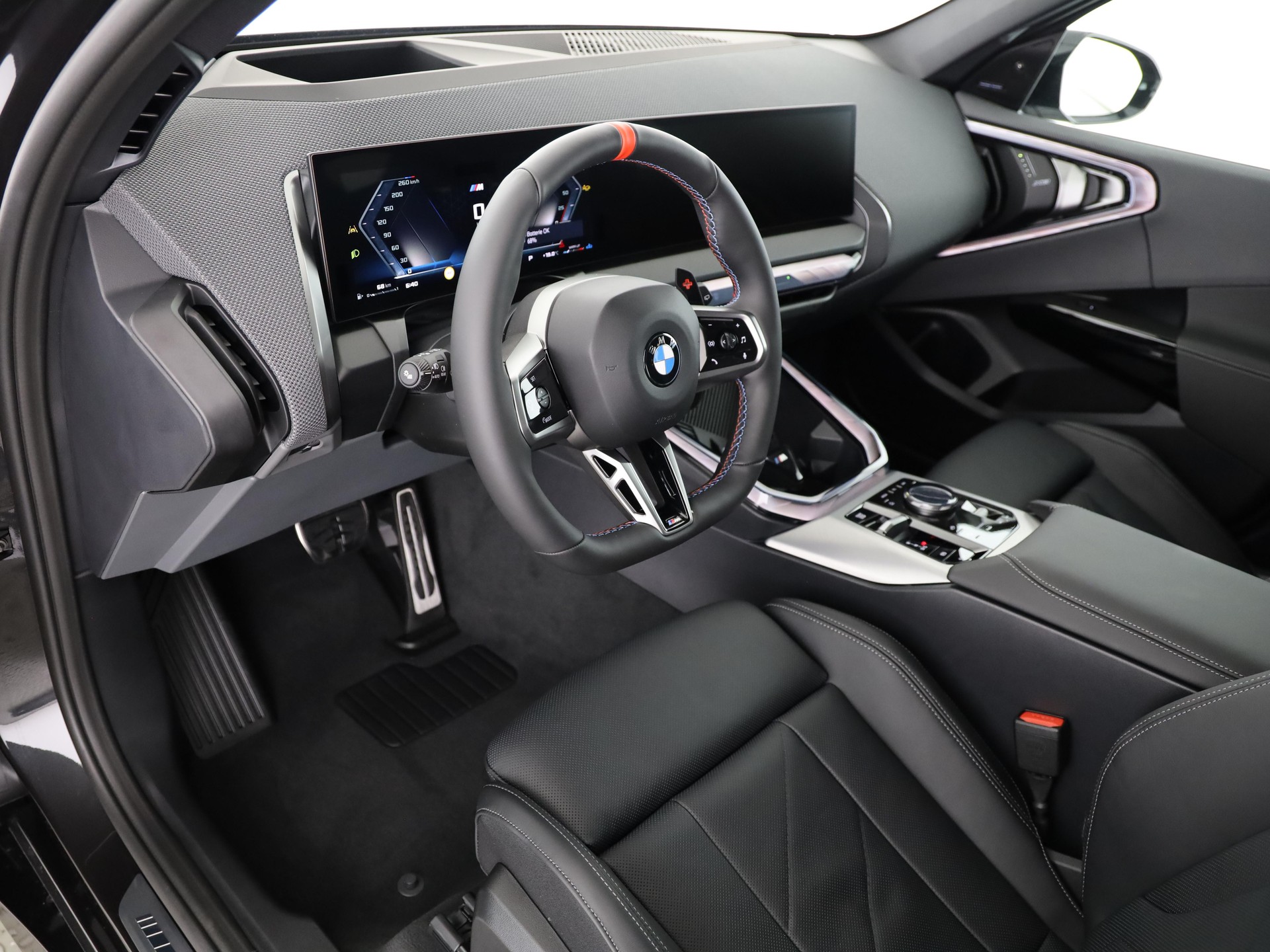 BMW X3 M50i-image-14