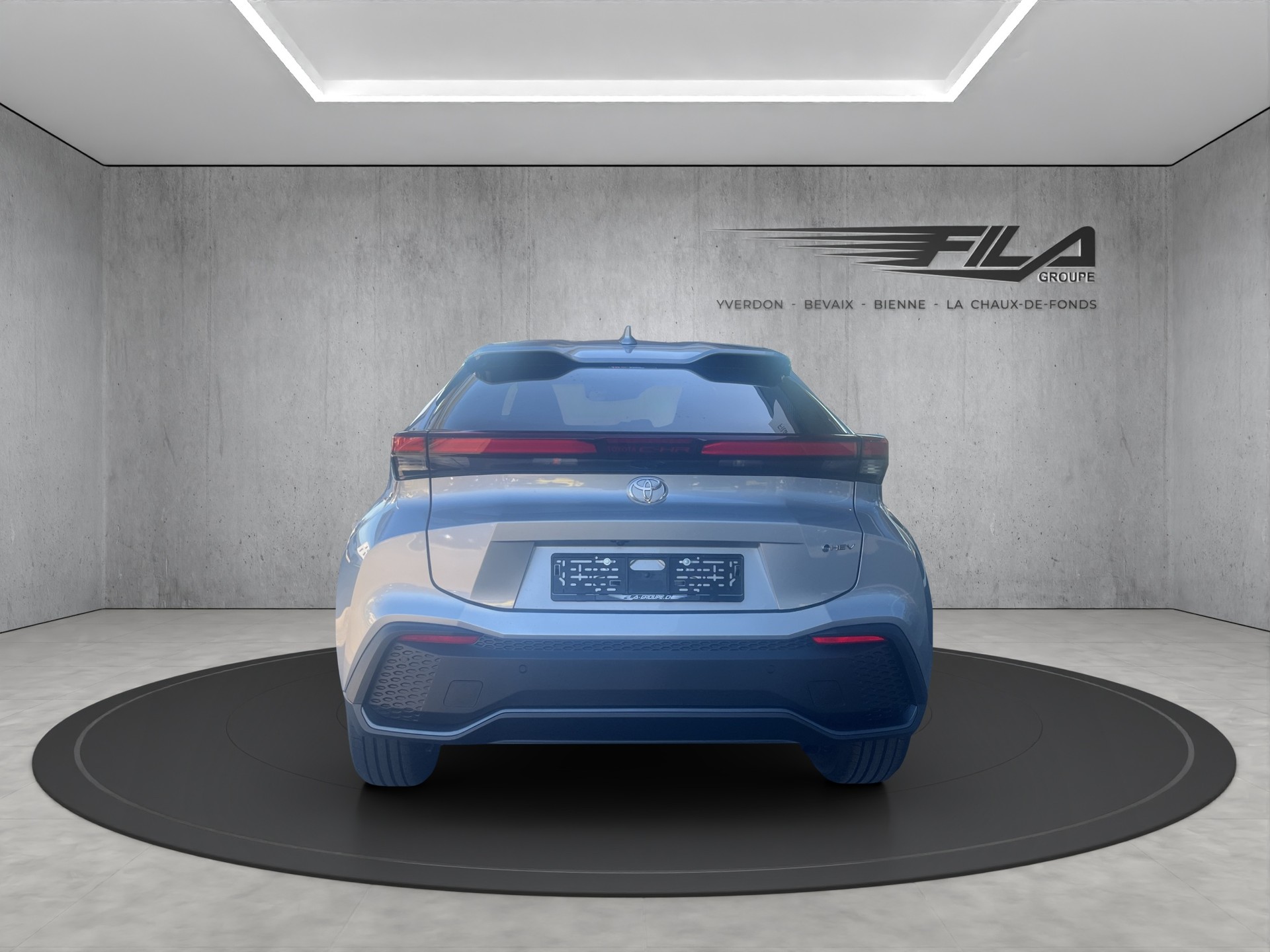 TOYOTA C-HR 2.0 HEV Trend 4x4-image-4