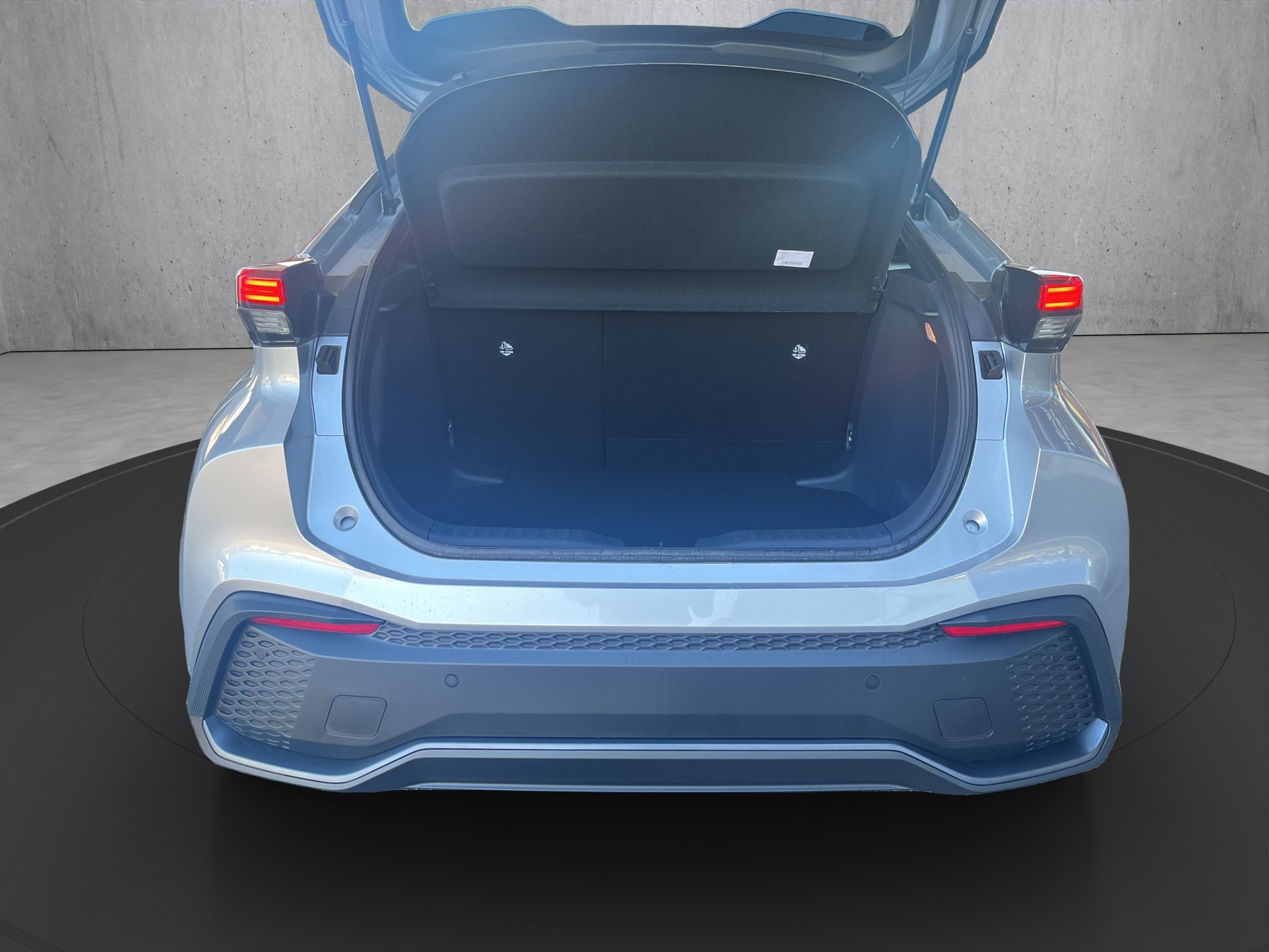 TOYOTA C-HR 2.0 HEV Trend 4x4-image-13