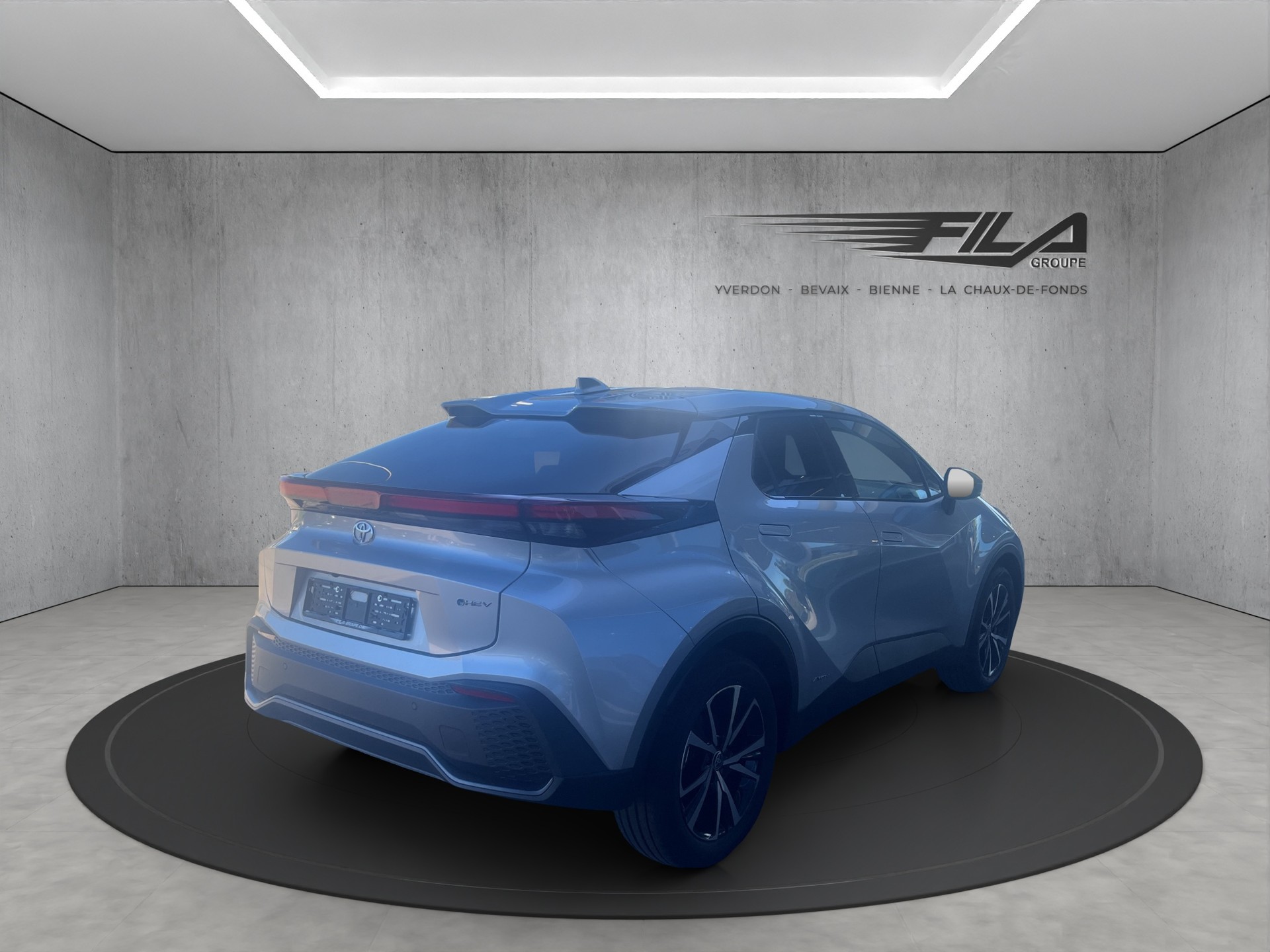 TOYOTA C-HR 2.0 HEV Trend 4x4-image-5